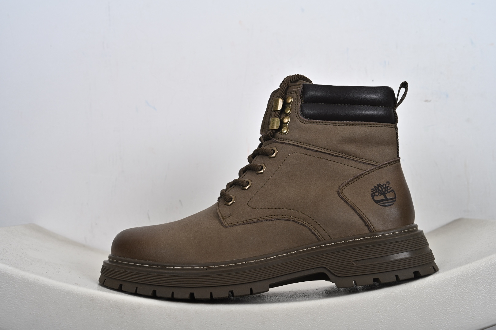 Timberland添柏岚/天伯伦休闲时尚马丁靴系列 TB10056-Top High Quatity Cheap Sneakers Fashion Clothing Clothes Bags handbags Shoes of all Brand wholesale With The best Quality And Beautiful Price from China Factory Chinese suppliers wholesaler seller Timberland添柏岚/天伯伦休闲时尚马丁靴系列 TB10056