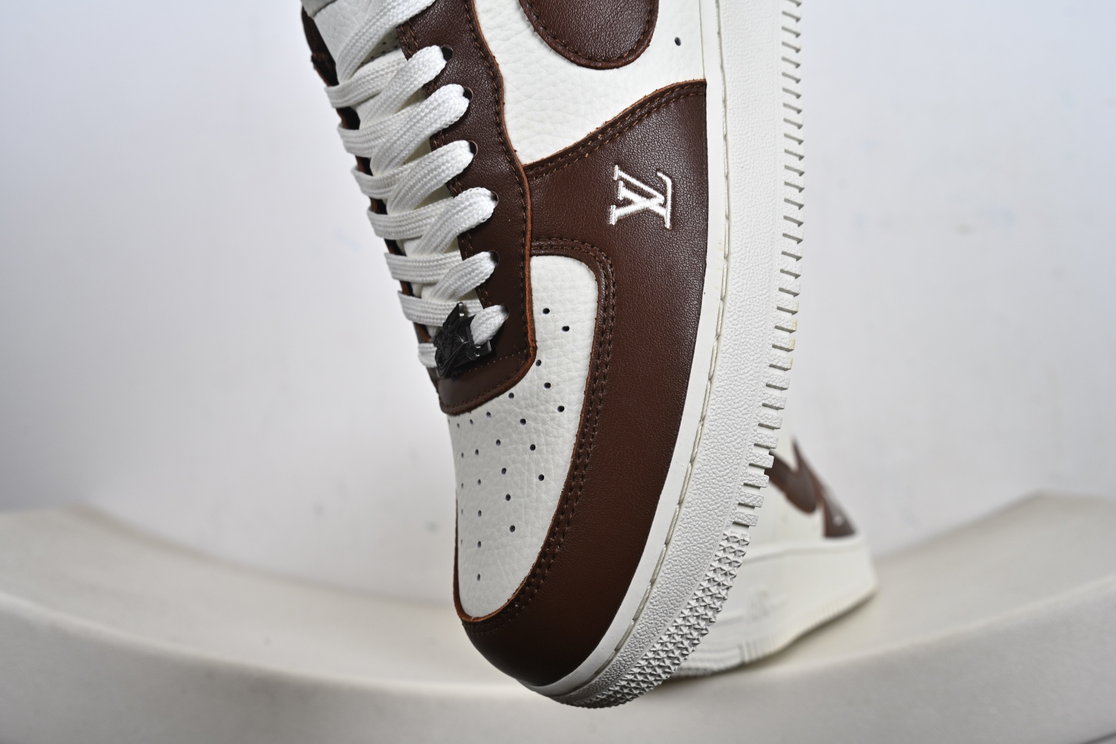 Nike Air Force 1 Low 白棕马年 XY9025-008-Top High Quatity Cheap Sneakers Fashion Clothing Clothes Bags handbags Shoes of all Brand wholesale With The best Quality And Beautiful Price from China Factory Chinese suppliers wholesaler seller Nike Air Force 1 Low 白棕马年 XY9025-008