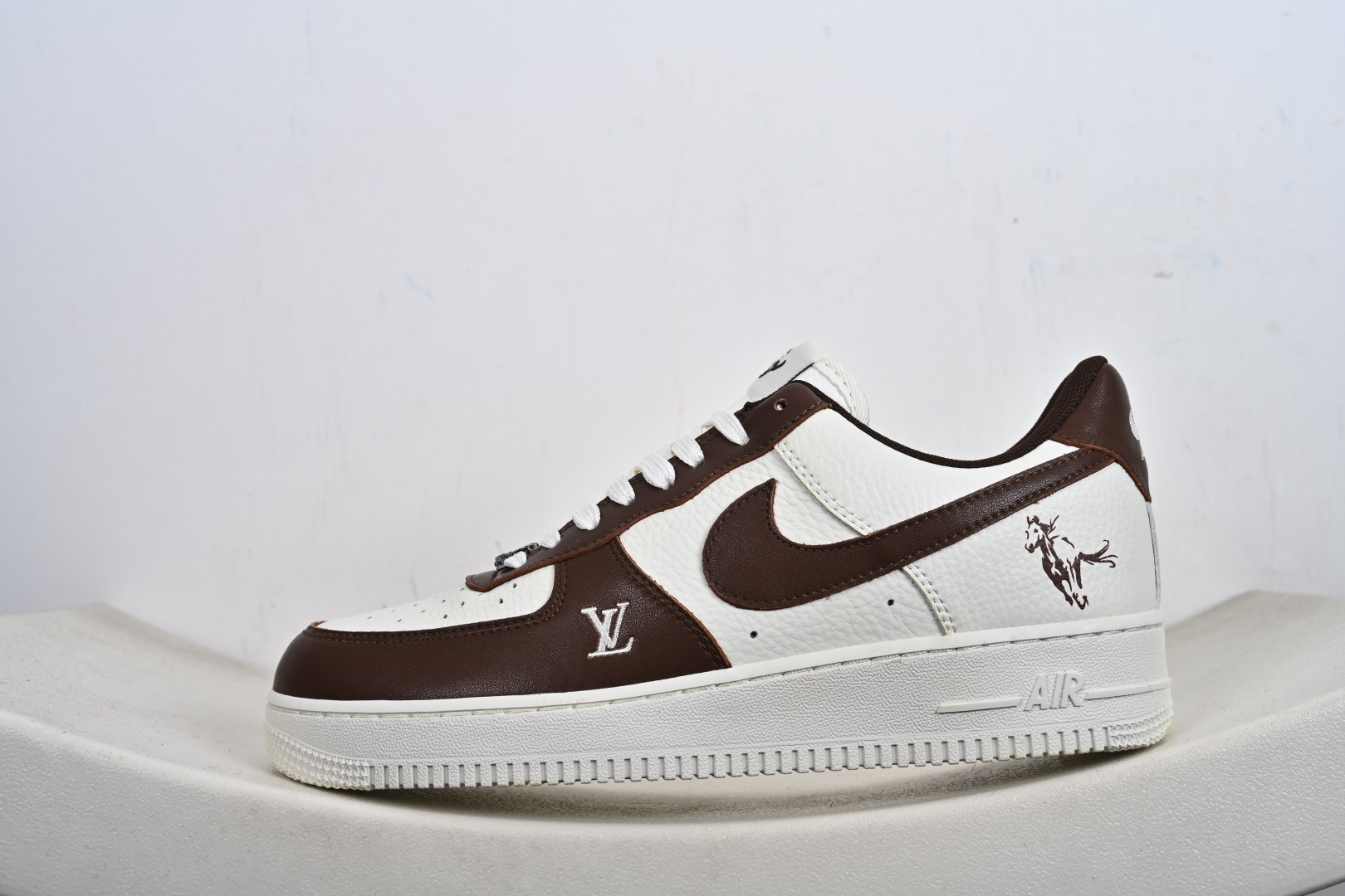 Nike Air Force 1 Low 白棕马年 XY9025-008-Top High Quatity Cheap Sneakers Fashion Clothing Clothes Bags handbags Shoes of all Brand wholesale With The best Quality And Beautiful Price from China Factory Chinese suppliers wholesaler seller Nike Air Force 1 Low 白棕马年 XY9025-008