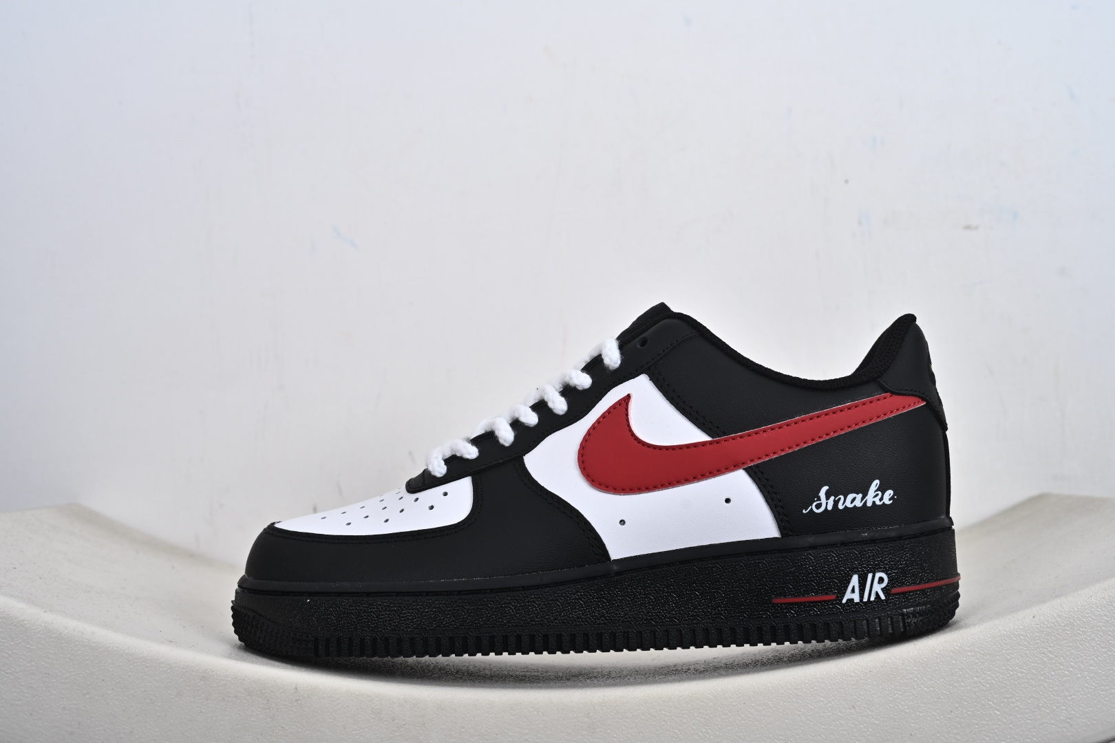 爆款定制 二次元主题 Nike Air Force 1 Low’07黑红风暴 空军一号低帮休闲板鞋 ZH0316-155