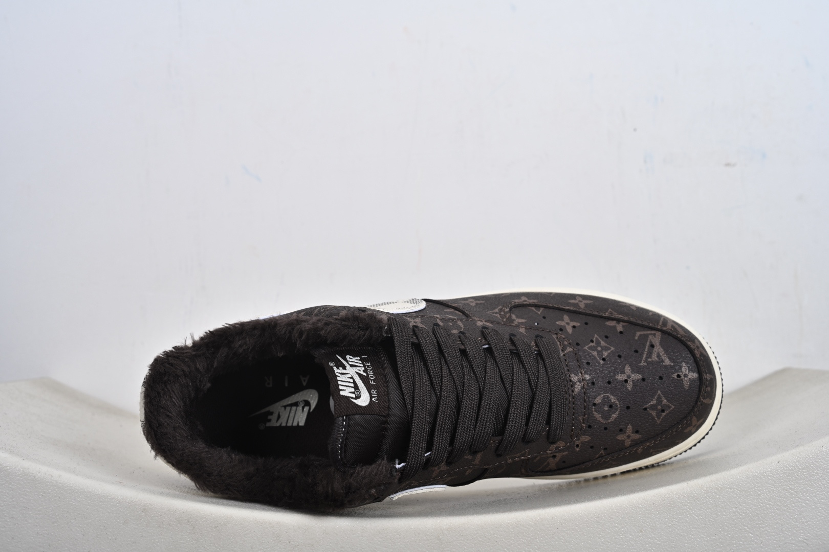 NIke Air Force 1 '07 Low 空军一号低帮 运动鞋 休闲鞋 XL1979-136-Top High Quatity Cheap Sneakers Fashion Clothing Clothes Bags handbags Shoes of all Brand wholesale With The best Quality And Beautiful Price from China Factory Chinese suppliers wholesaler seller NIke Air Force 1 '07 Low 空军一号低帮 运动鞋 休闲鞋 XL1979-136