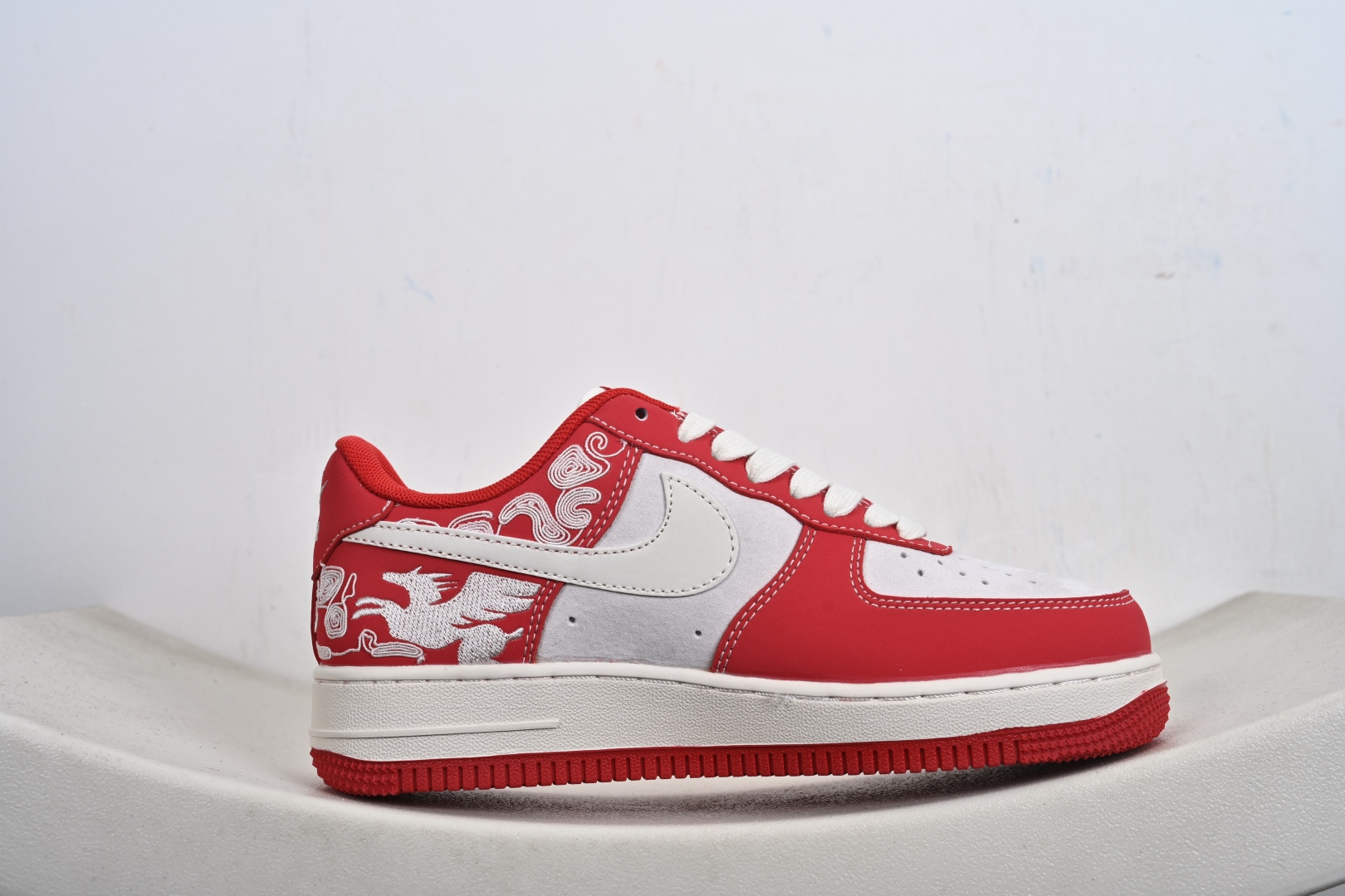 Nike Air Force1 07 low 马年限定 DX3688-206