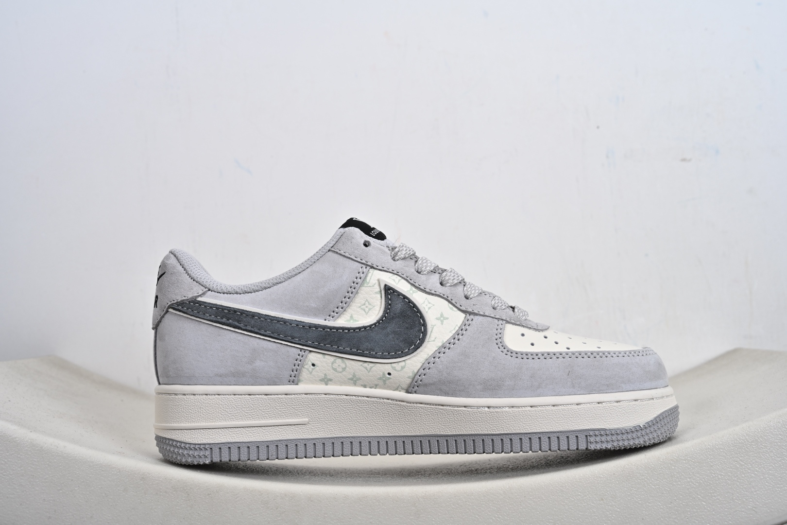 NIke Air Force 1 '07 Low 空军一号低帮 运动鞋 休闲鞋 CX5050-Y46-Top High Quatity Cheap Sneakers Fashion Clothing Clothes Bags handbags Shoes of all Brand wholesale With The best Quality And Beautiful Price from China Factory Chinese suppliers wholesaler seller NIke Air Force 1 '07 Low 空军一号低帮 运动鞋 休闲鞋 CX5050-Y46