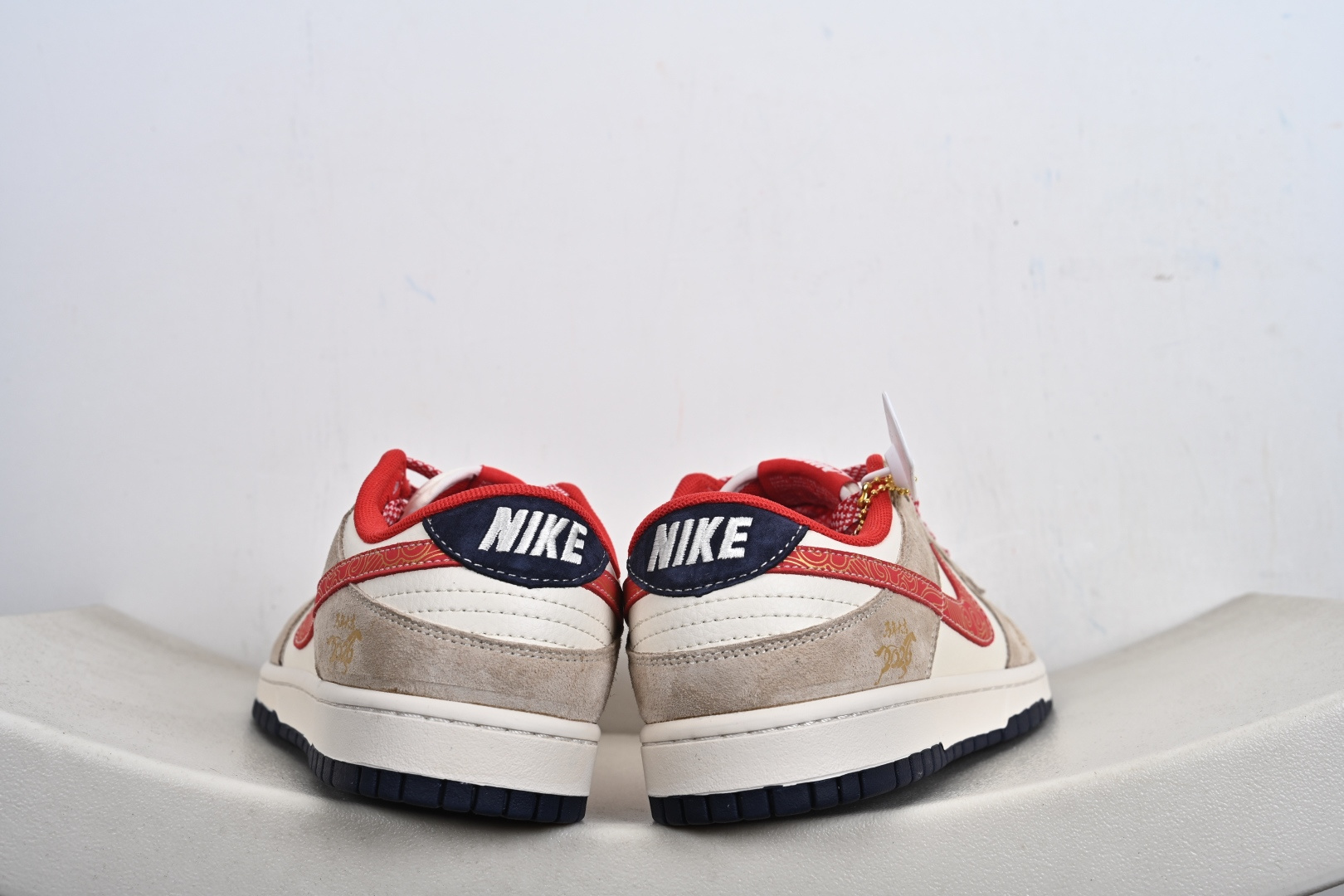 NIKE SB DUNK LOW PRO LX1988-814-Top High Quatity Cheap Sneakers Fashion Clothing Clothes Bags handbags Shoes of all Brand wholesale With The best Quality And Beautiful Price from China Factory Chinese suppliers wholesaler seller NIKE SB DUNK LOW PRO LX1988-814