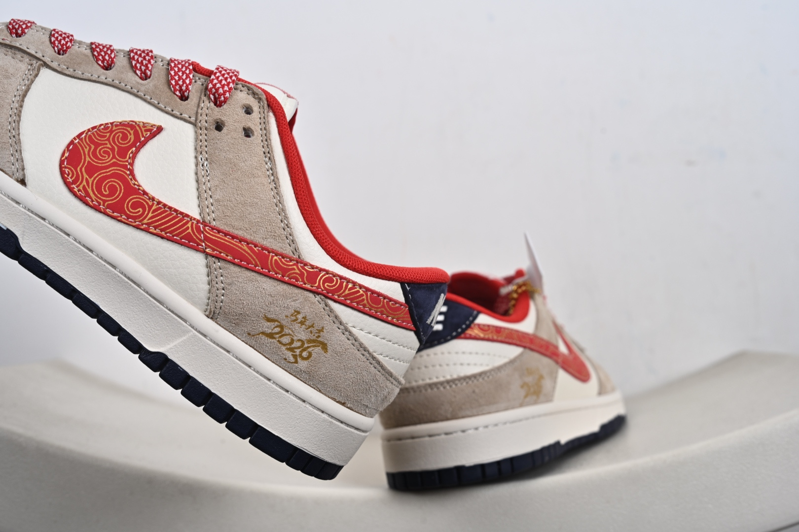 NIKE SB DUNK LOW PRO LX1988-814-Top High Quatity Cheap Sneakers Fashion Clothing Clothes Bags handbags Shoes of all Brand wholesale With The best Quality And Beautiful Price from China Factory Chinese suppliers wholesaler seller NIKE SB DUNK LOW PRO LX1988-814