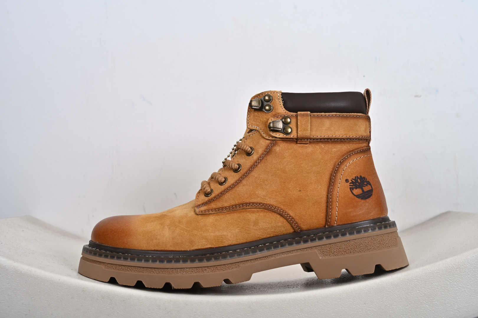 240 Timberland添柏岚/天伯伦 2025秋冬新品 (毛绒内里保暖锁热) TB10032-Chinese UA Cheap High Quatity Brand Clothes Bags handbags Sneakers wholesale wholesaler seller from China Factory suppliers Fashion Clothing Shoes best Quality Beautiful Price 240 Timberland添柏岚/天伯伦 2025秋冬新品 (毛绒内里保暖锁热) TB10032
