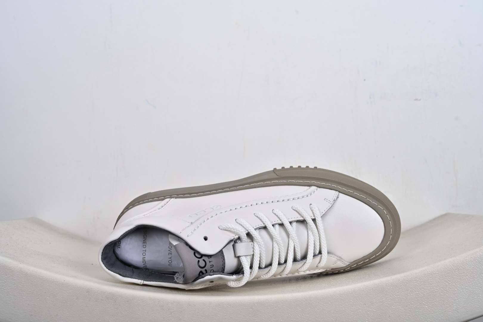 320 ECCO爱步 秋冬新款 柔酷系列 502316 中帮休闲板鞋-Chinese UA Cheap High Quatity Brand Clothes Bags handbags Sneakers wholesale wholesaler seller from China Factory suppliers Fashion Clothing Shoes best Quality Beautiful Price 320 ECCO爱步 秋冬新款 柔酷系列 502316 中帮休闲板鞋