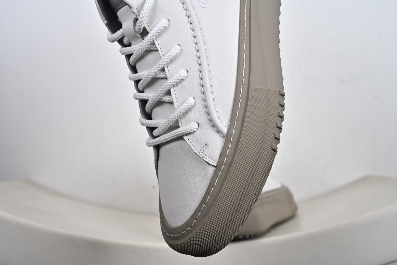 320 ECCO爱步 秋冬新款 柔酷系列 502316 中帮休闲板鞋-Chinese UA Cheap High Quatity Brand Clothes Bags handbags Sneakers wholesale wholesaler seller from China Factory suppliers Fashion Clothing Shoes best Quality Beautiful Price 320 ECCO爱步 秋冬新款 柔酷系列 502316 中帮休闲板鞋