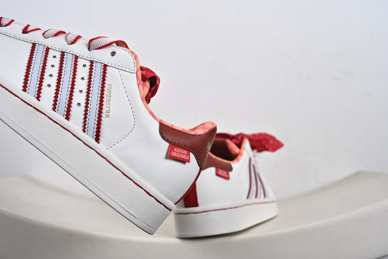 130 Adidas Original Superstar 2 迪斯尼联名阿迪达斯 低帮 KK4472-Chinese UA Cheap High Quatity Brand Clothes Bags handbags Sneakers wholesale wholesaler seller from China Factory suppliers Fashion Clothing Shoes best Quality Beautiful Price 130 Adidas Original Superstar 2 迪斯尼联名阿迪达斯 低帮 KK4472