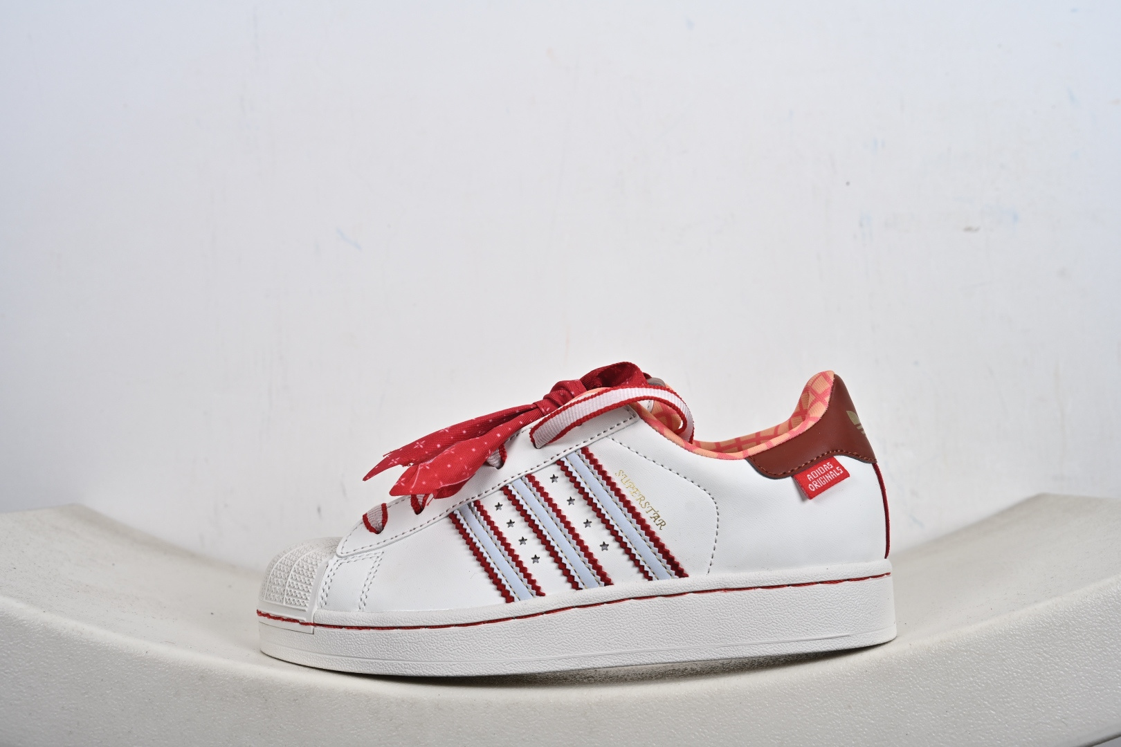 130 Adidas Original Superstar 2 迪斯尼联名阿迪达斯 低帮 KK4472-Chinese UA Cheap High Quatity Brand Clothes Bags handbags Sneakers wholesale wholesaler seller from China Factory suppliers Fashion Clothing Shoes best Quality Beautiful Price 130 Adidas Original Superstar 2 迪斯尼联名阿迪达斯 低帮 KK4472