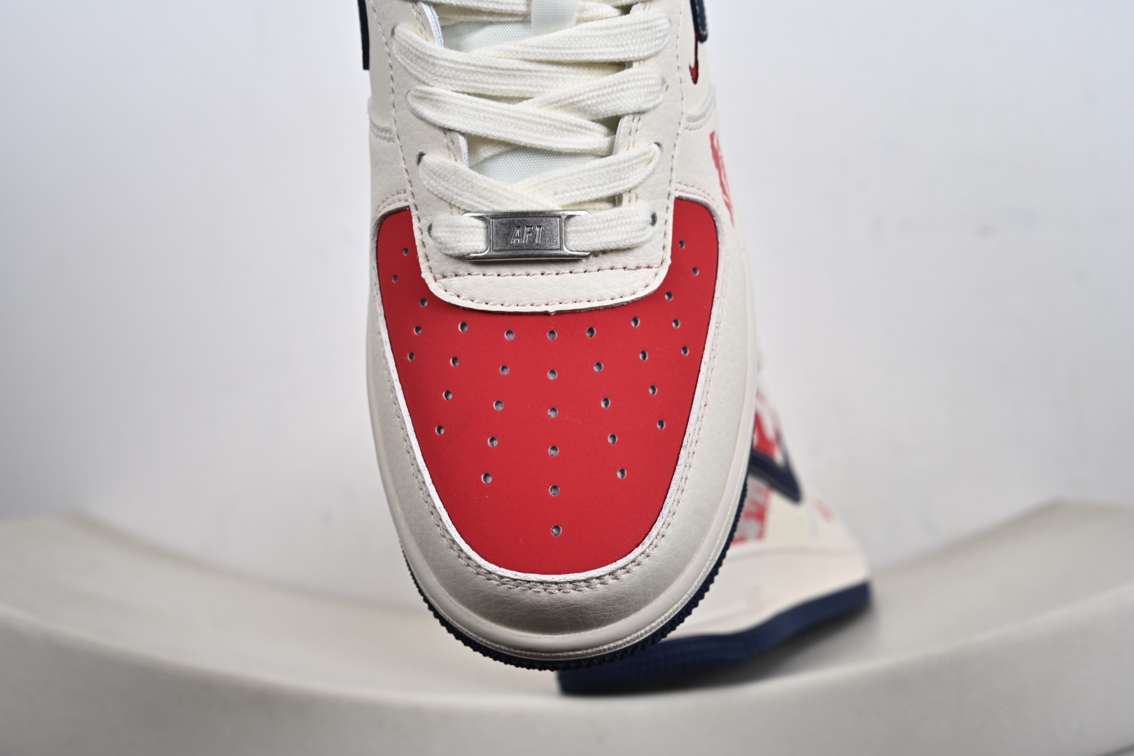 240 Nike Air Force1 07 low 马年限定 SD6868-137