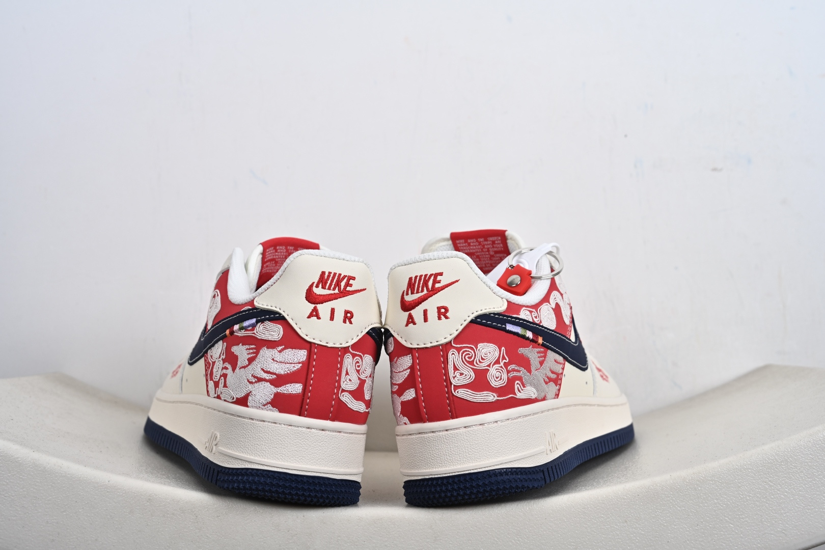240 Nike Air Force1 07 low 马年限定 SD6868-137