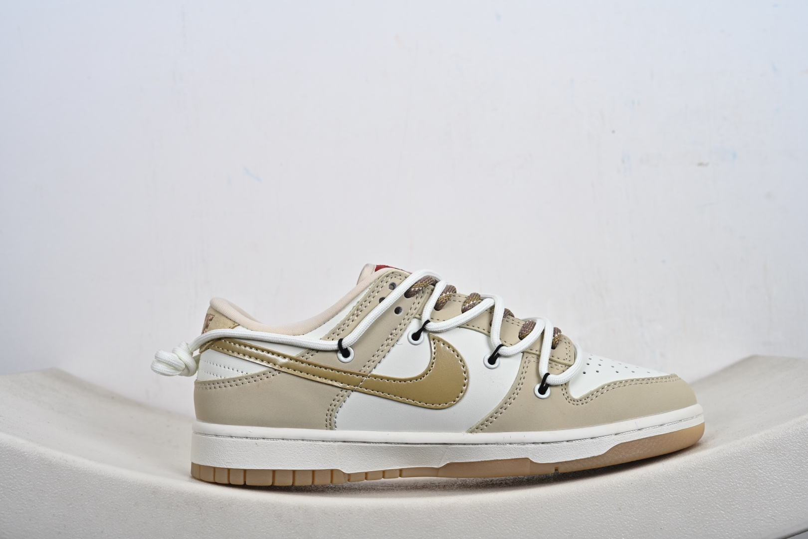 280 Nike Dunk Low Retro ‘马年限定’低帮休闲运动板鞋 YX5066-C91-Chinese UA Cheap High Quatity Brand Clothes Bags handbags Sneakers wholesale wholesaler seller from China Factory suppliers Fashion Clothing Shoes best Quality Beautiful Price 280 Nike Dunk Low Retro ‘马年限定’低帮休闲运动板鞋 YX5066-C91