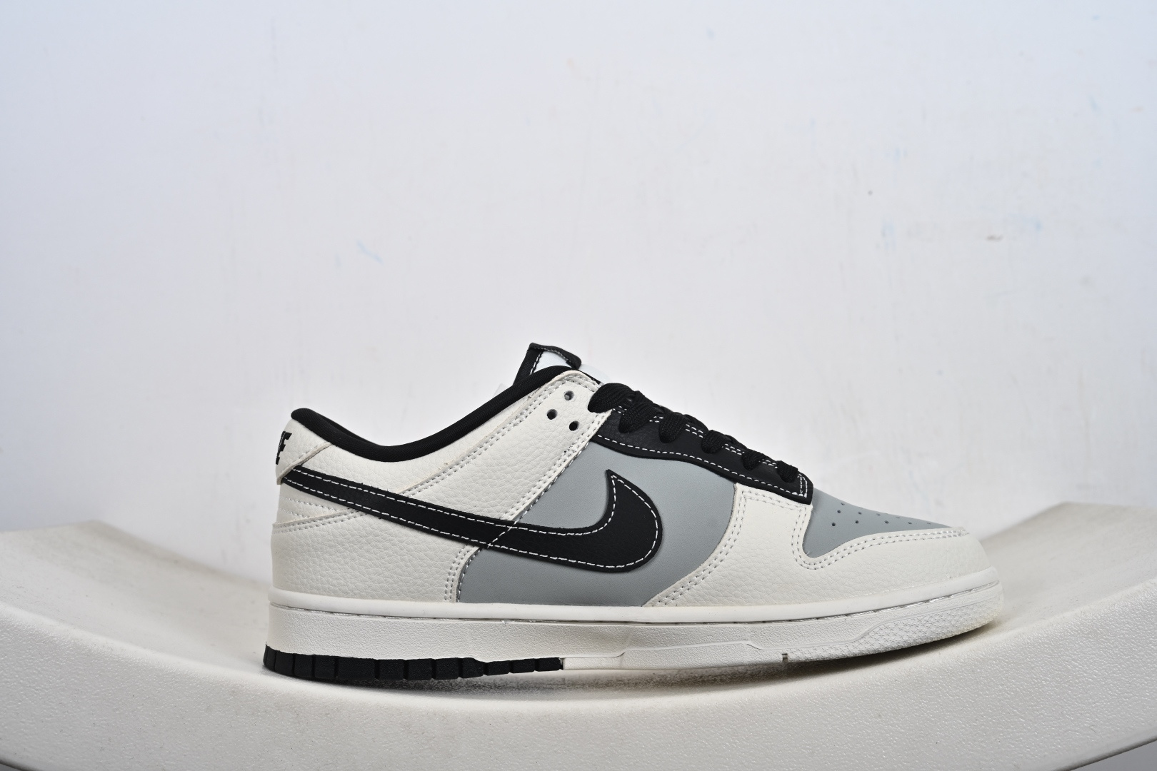 260 Nike Dunk Low Retro ‘联名款’低帮休闲运动板鞋 TX1688-017-Chinese UA Cheap High Quatity Brand Clothes Bags handbags Sneakers wholesale wholesaler seller from China Factory suppliers Fashion Clothing Shoes best Quality Beautiful Price 260 Nike Dunk Low Retro ‘联名款’低帮休闲运动板鞋 TX1688-017