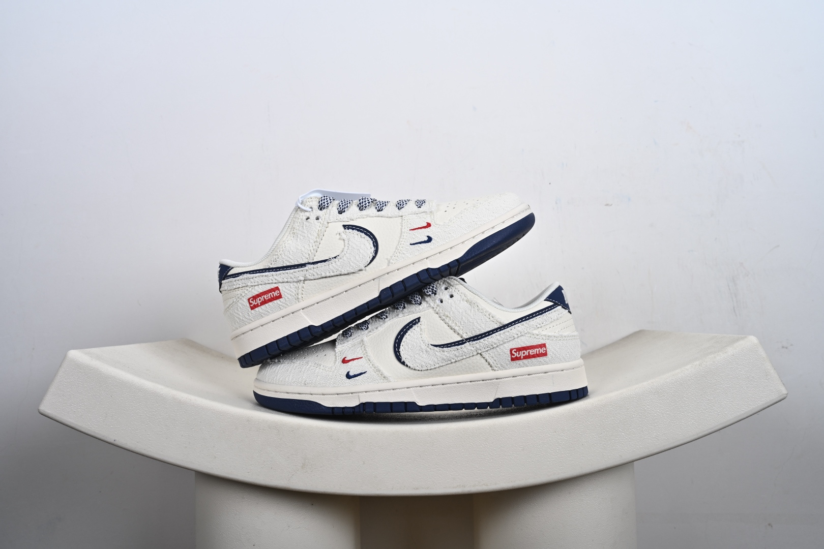 260 定制版 Nike Dunk Low Retro SUP联名 周年高端定制 低帮休闲板鞋 JP1628-034-Chinese UA Cheap High Quatity Brand Clothes Bags handbags Sneakers wholesale wholesaler seller from China Factory suppliers Fashion Clothing Shoes best Quality Beautiful Price 260 定制版 Nike Dunk Low Retro SUP联名 周年高端定制 低帮休闲板鞋 JP1628-034