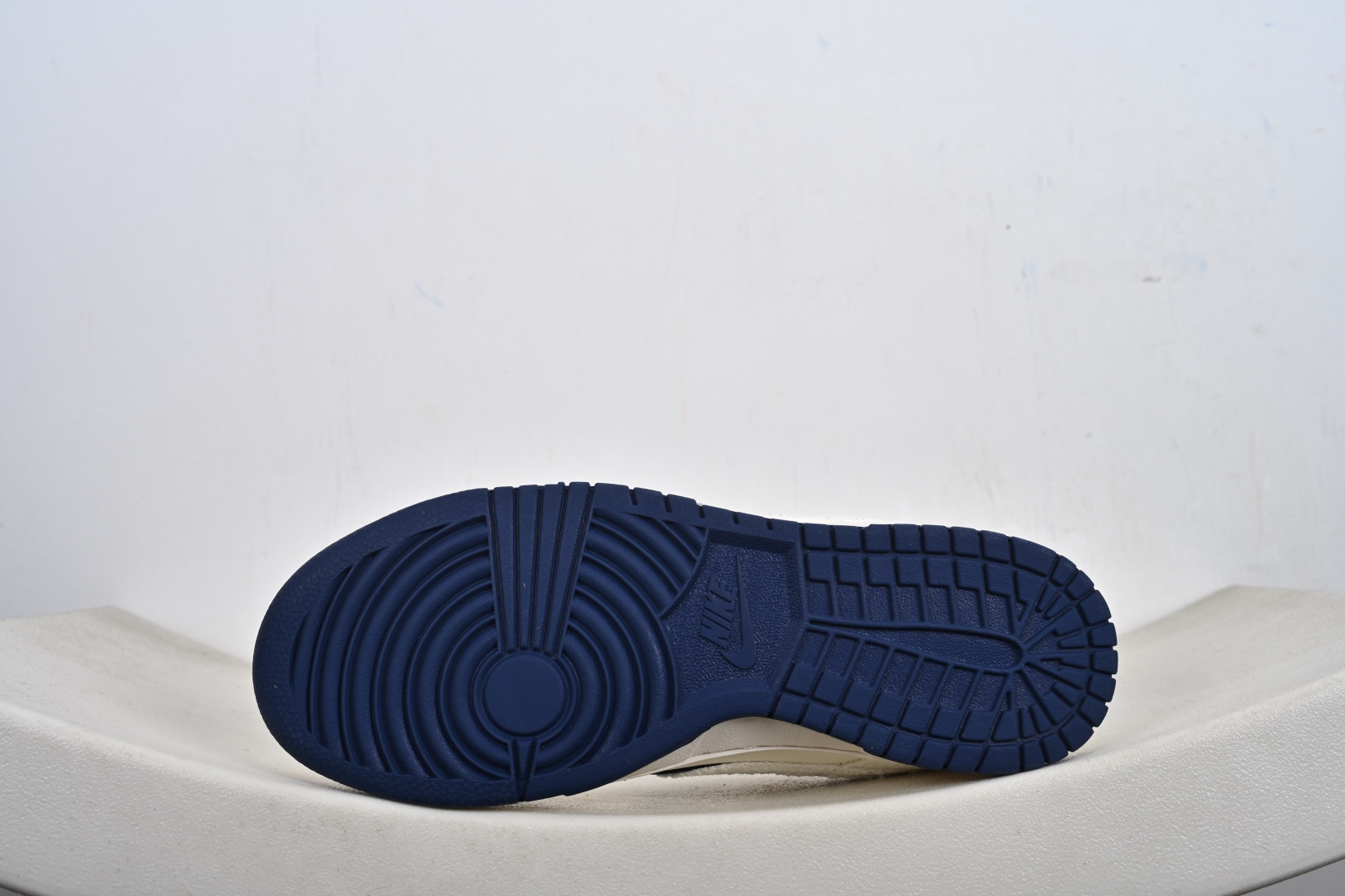 260 定制版 Nike Dunk Low Retro SUP联名 周年高端定制 低帮休闲板鞋 JP1628-034-Chinese UA Cheap High Quatity Brand Clothes Bags handbags Sneakers wholesale wholesaler seller from China Factory suppliers Fashion Clothing Shoes best Quality Beautiful Price 260 定制版 Nike Dunk Low Retro SUP联名 周年高端定制 低帮休闲板鞋 JP1628-034