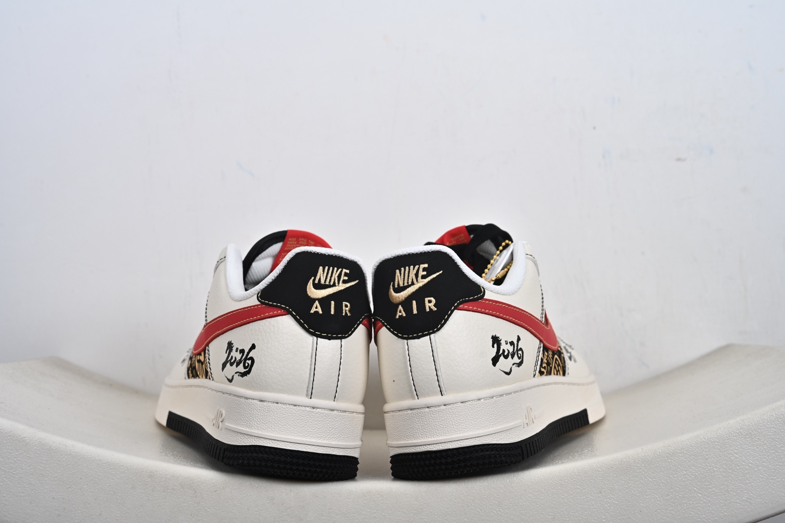 240 NIke Air Force 1 '07 Low 空军一号低帮 运动鞋 休闲鞋 QW5288-122-Chinese UA Cheap High Quatity Brand Clothes Bags handbags Sneakers wholesale wholesaler seller from China Factory suppliers Fashion Clothing Shoes best Quality Beautiful Price 240 NIke Air Force 1 '07 Low 空军一号低帮 运动鞋 休闲鞋 QW5288-122