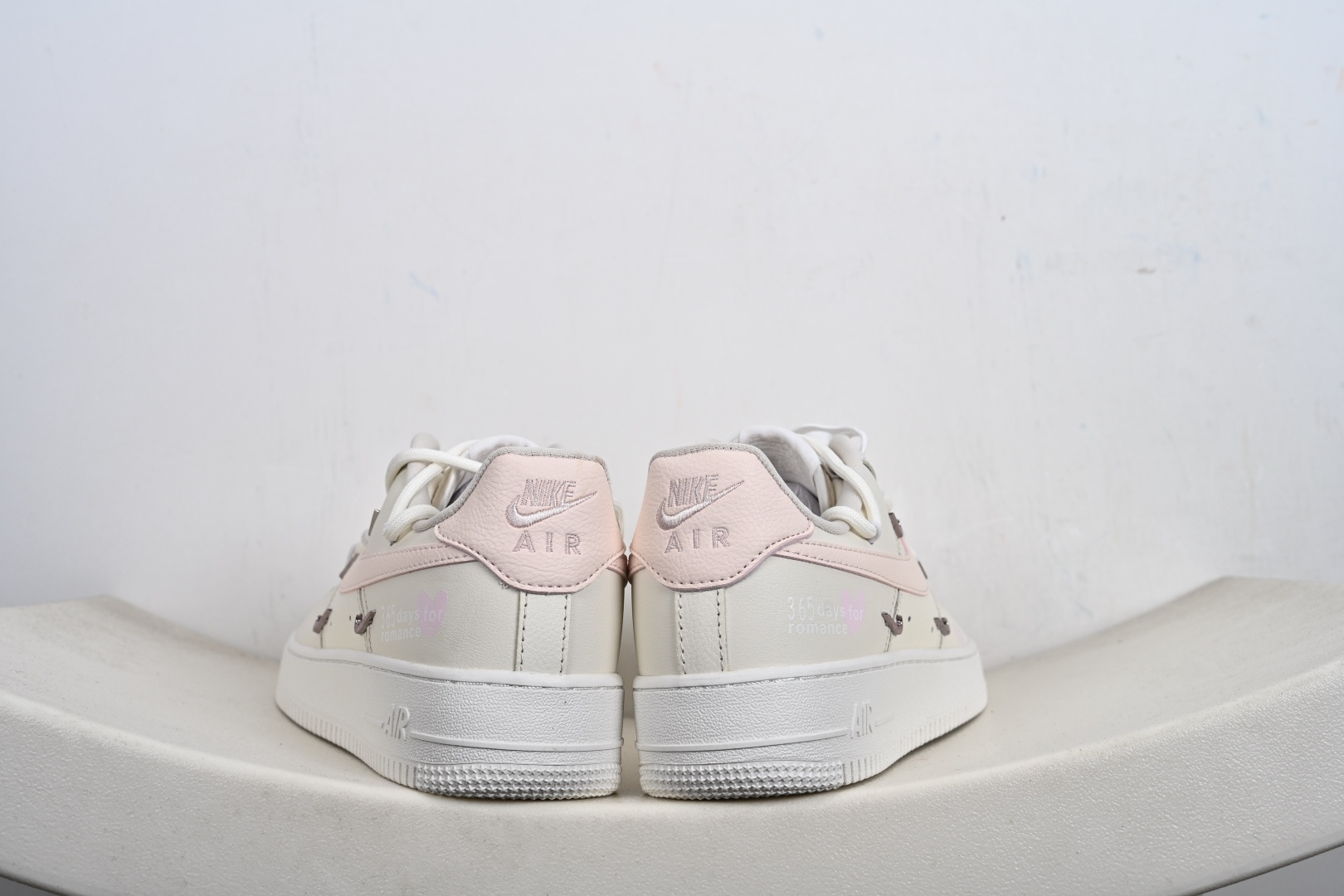 240 Nike Air Force 1 FV8110-181|少女心拉满的甜酷情书 米白底色搭配樱花粉 Swoosh-Chinese UA Cheap High Quatity Brand Clothes Bags handbags Sneakers wholesale wholesaler seller from China Factory suppliers Fashion Clothing Shoes best Quality Beautiful Price 240 Nike Air Force 1 FV8110-181|少女心拉满的甜酷情书 米白底色搭配樱花粉 Swoosh