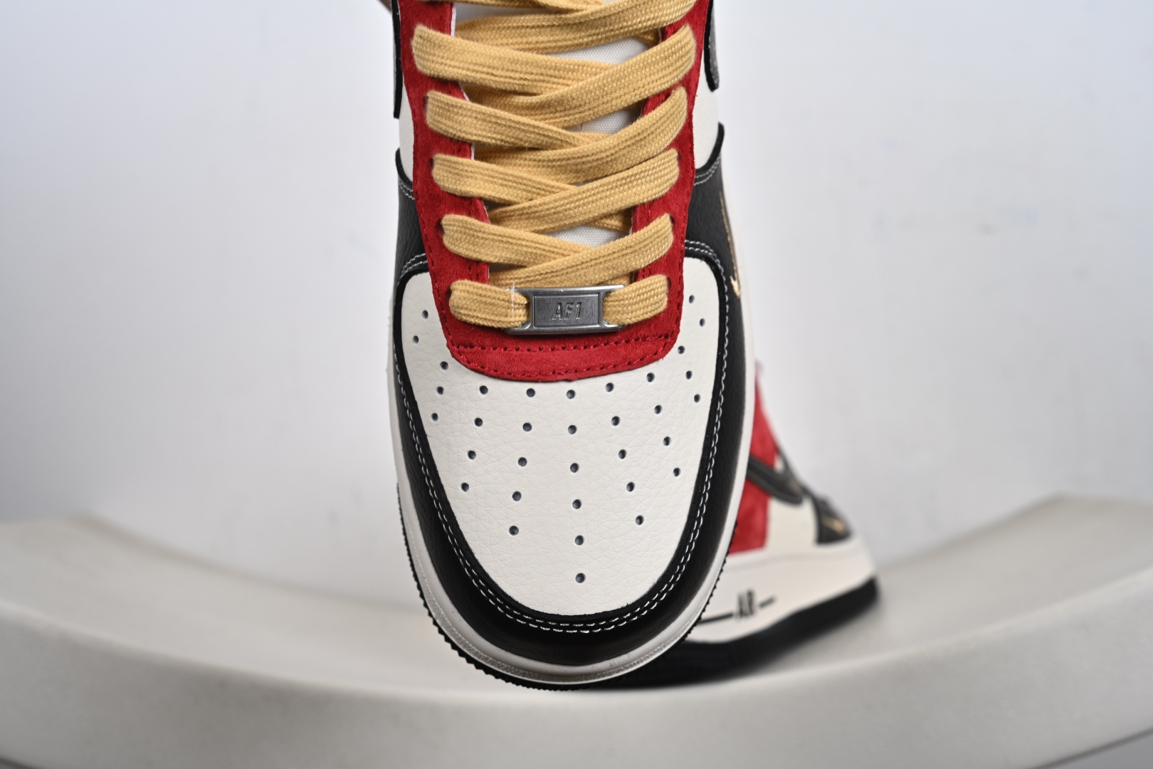 240 定制版 Nike Air Force 1'07 Low 马年限定 空军一号低帮休闲板鞋 XD0028-004