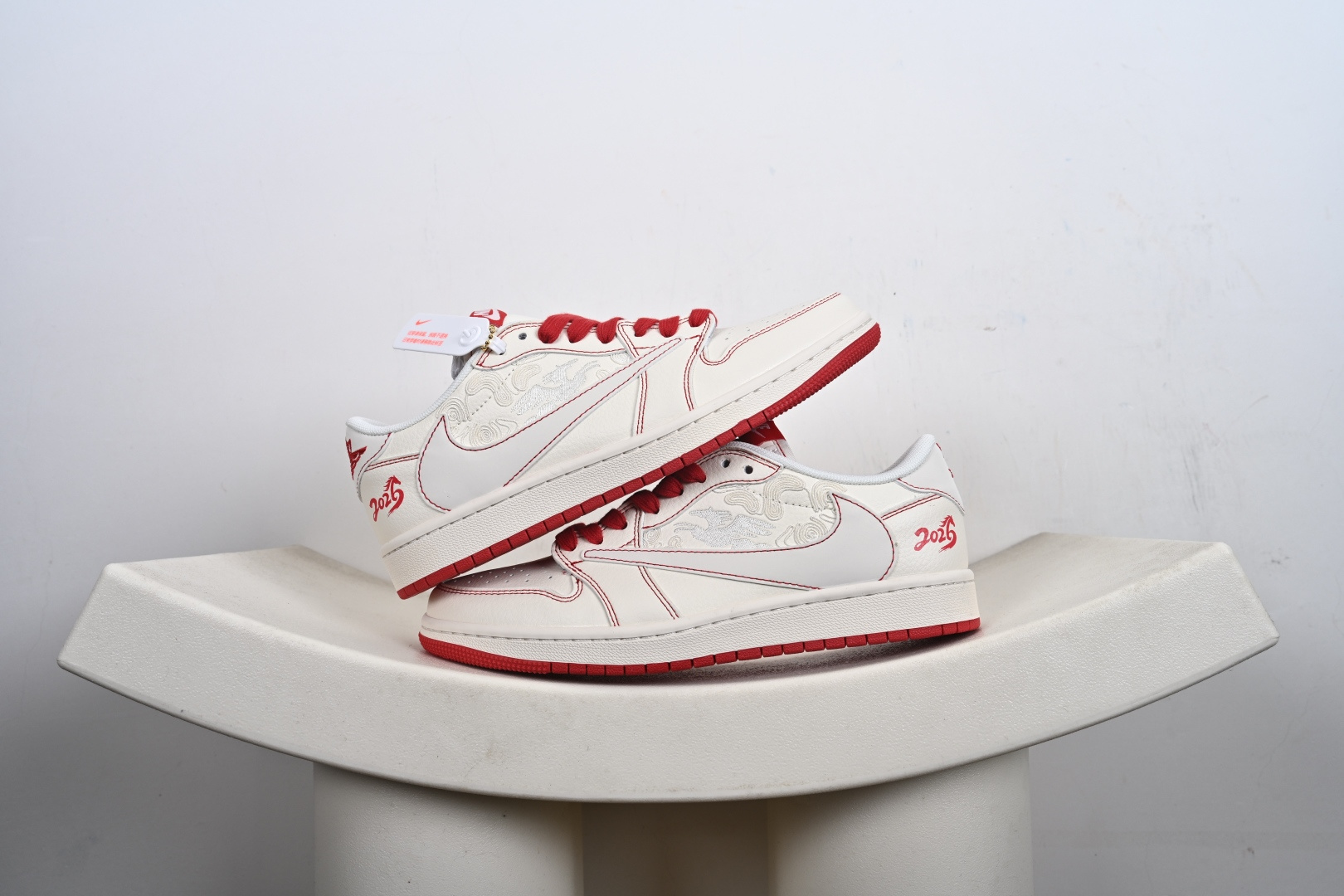 240 Nike Air Jordan 1 x Travis Scott AJ1倒勾 乔一倒钩 ‘马年限定’低帮文化篮球鞋 XT6998-159