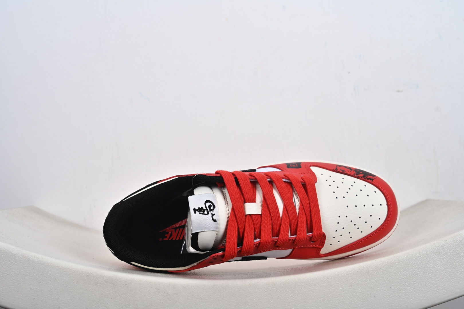 240 Dunk Low Retro ‘马年限定’低帮休闲运动板鞋 YX5066-399-Chinese UA Cheap High Quatity Brand Clothes Bags handbags Sneakers wholesale wholesaler seller from China Factory suppliers Fashion Clothing Shoes best Quality Beautiful Price 240 Dunk Low Retro ‘马年限定’低帮休闲运动板鞋 YX5066-399