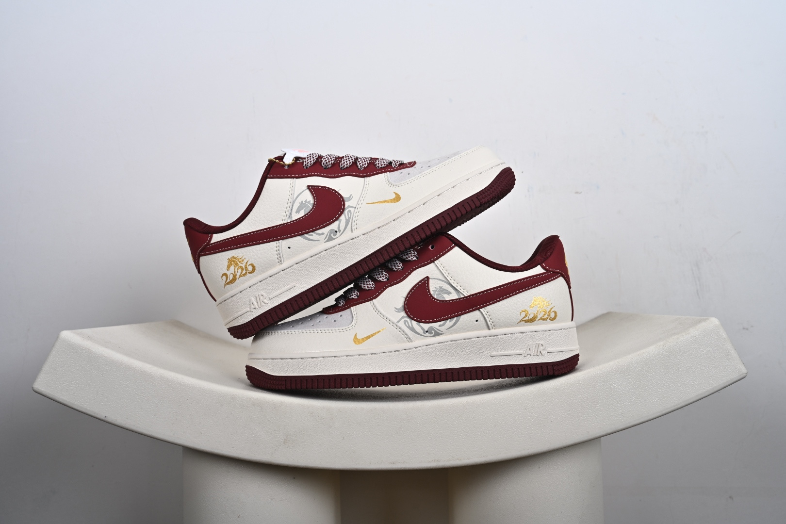 240 定制版 Nike Air Force 1'07 Low 马年限定 空军一号低帮休闲板鞋 DQ6628-Chinese UA Cheap High Quatity Brand Clothes Bags handbags Sneakers wholesale wholesaler seller from China Factory suppliers Fashion Clothing Shoes best Quality Beautiful Price 240 定制版 Nike Air Force 1'07 Low 马年限定 空军一号低帮休闲板鞋 DQ6628