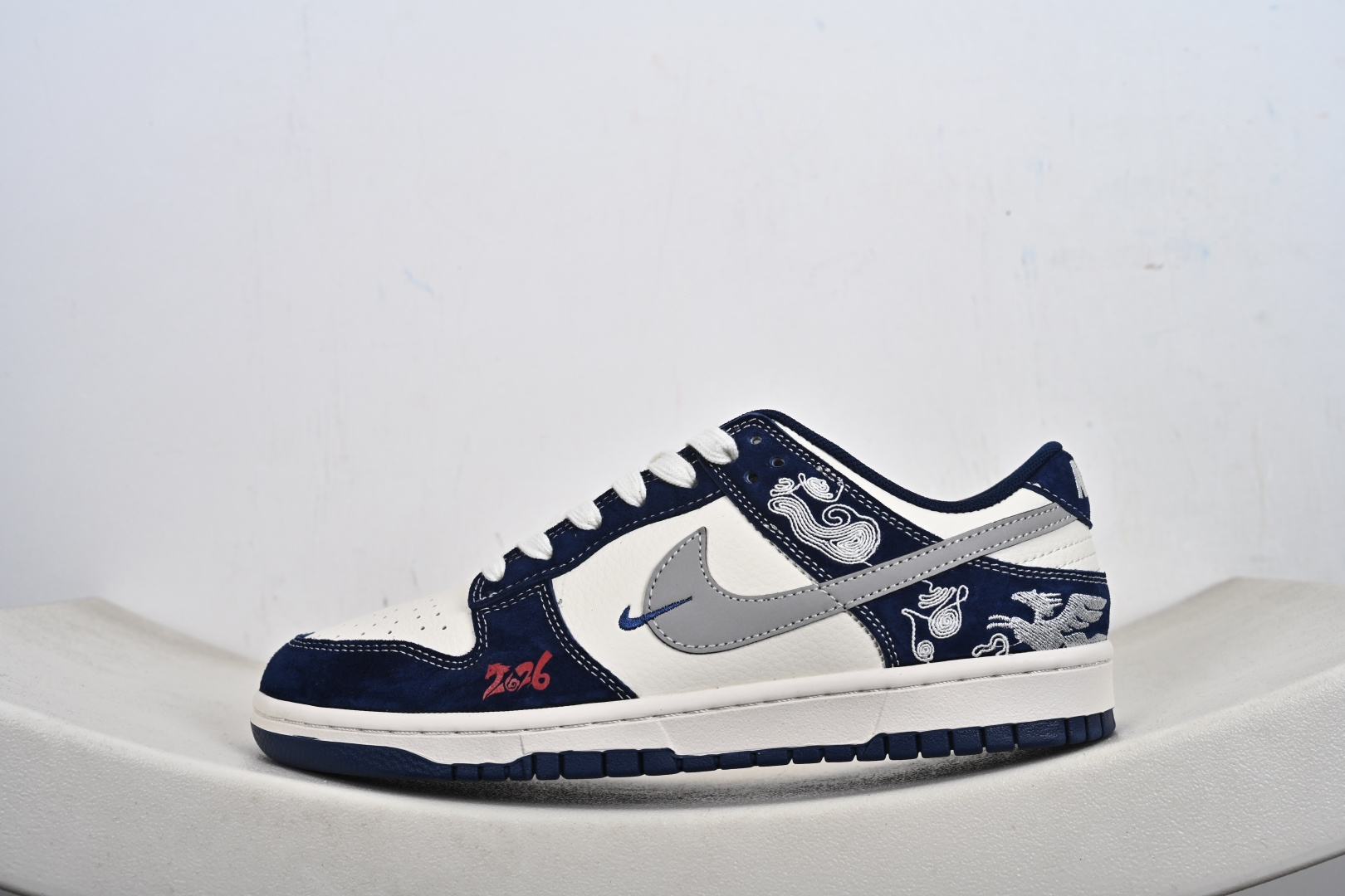 240 定制版 Nike Dunk Low Retro 马年限定 周年高端定制 低帮休闲板鞋 FF9989-025-Chinese UA Cheap High Quatity Brand Clothes Bags handbags Sneakers wholesale wholesaler seller from China Factory suppliers Fashion Clothing Shoes best Quality Beautiful Price 240 定制版 Nike Dunk Low Retro 马年限定 周年高端定制 低帮休闲板鞋 FF9989-025