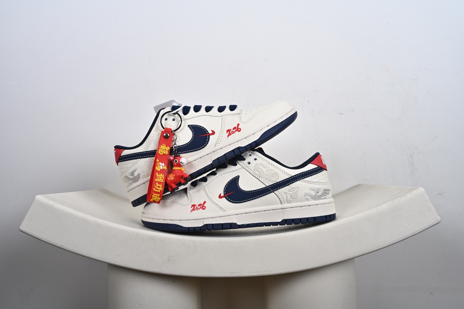 240 Nike Dunk Low Retro ‘DIY高端定制’耐克 低帮休闲运动板鞋 JJ2508-601-Chinese UA Cheap High Quatity Brand Clothes Bags handbags Sneakers wholesale wholesaler seller from China Factory suppliers Fashion Clothing Shoes best Quality Beautiful Price 240 Nike Dunk Low Retro ‘DIY高端定制’耐克 低帮休闲运动板鞋 JJ2508-601