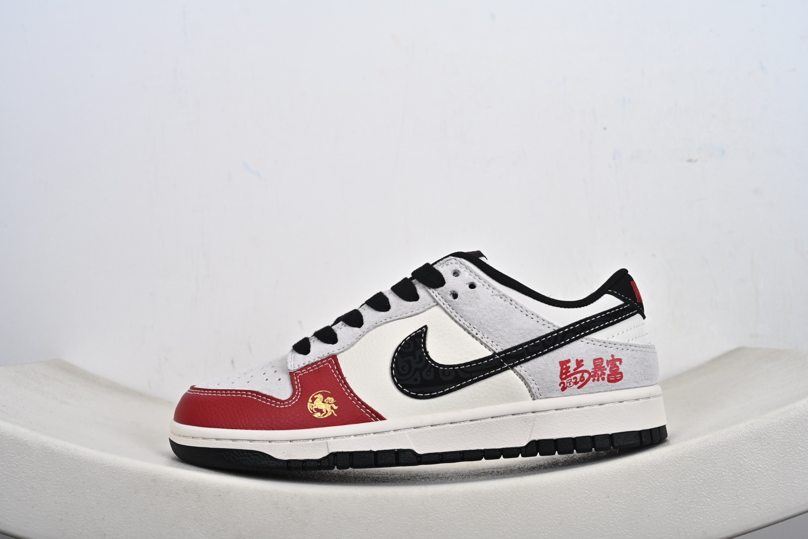240 定制版 Nike Dunk Low Retro 马年限定 周年高端定制 低帮休闲板鞋 ZH2598-803