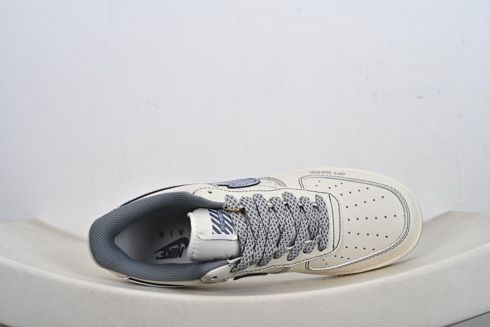 240 Nk Air Force 1'07 Low OW联名 高端定制 米白主色 空军一号低帮休闲板鞋 XY2025-008-Chinese UA Cheap High Quatity Brand Clothes Bags handbags Sneakers wholesale wholesaler seller from China Factory suppliers Fashion Clothing Shoes best Quality Beautiful Price 240 Nk Air Force 1'07 Low OW联名 高端定制 米白主色 空军一号低帮休闲板鞋 XY2025-008