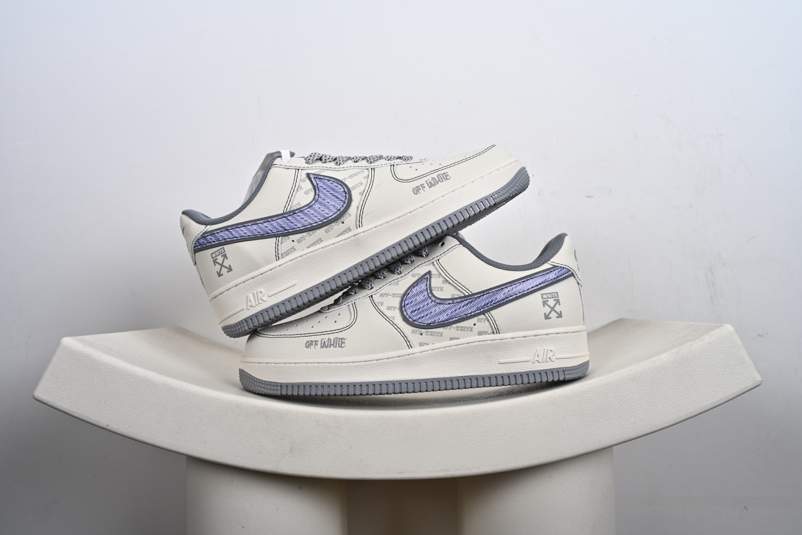 240 Nk Air Force 1'07 Low OW联名 高端定制 米白主色 空军一号低帮休闲板鞋 XY2025-008-Chinese UA Cheap High Quatity Brand Clothes Bags handbags Sneakers wholesale wholesaler seller from China Factory suppliers Fashion Clothing Shoes best Quality Beautiful Price 240 Nk Air Force 1'07 Low OW联名 高端定制 米白主色 空军一号低帮休闲板鞋 XY2025-008