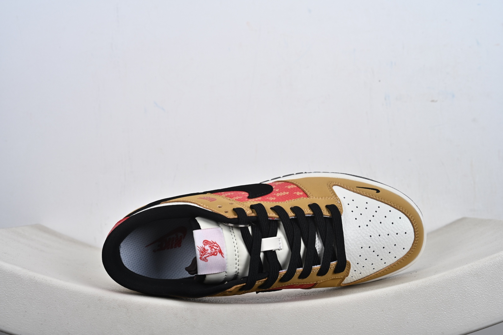 Nike Dunk Low Retro ‘DIY高端定制’耐克 低帮休闲运动板鞋 NH0601-489 Nike Dunk Low Retro ‘DIY高端定制’耐克 低帮休闲运动板鞋 NH0601-489