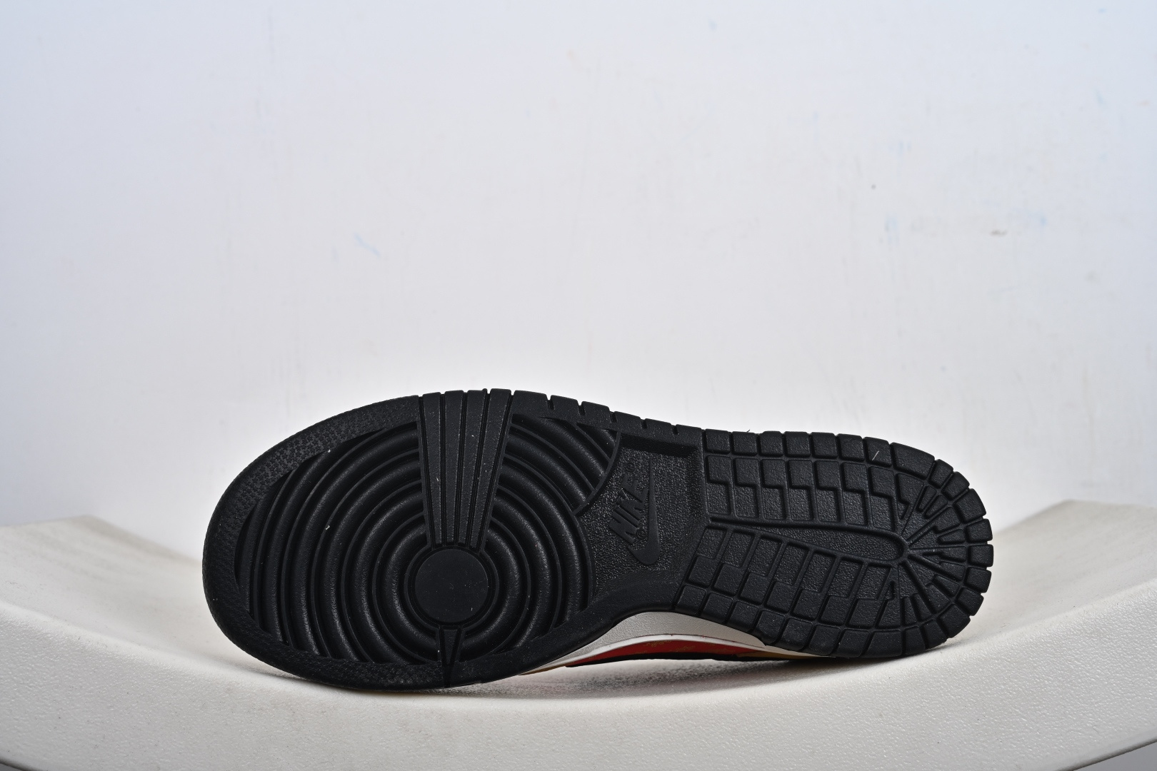 Nike Dunk Low Retro ‘DIY高端定制’耐克 低帮休闲运动板鞋 NH0601-489 Nike Dunk Low Retro ‘DIY高端定制’耐克 低帮休闲运动板鞋 NH0601-489