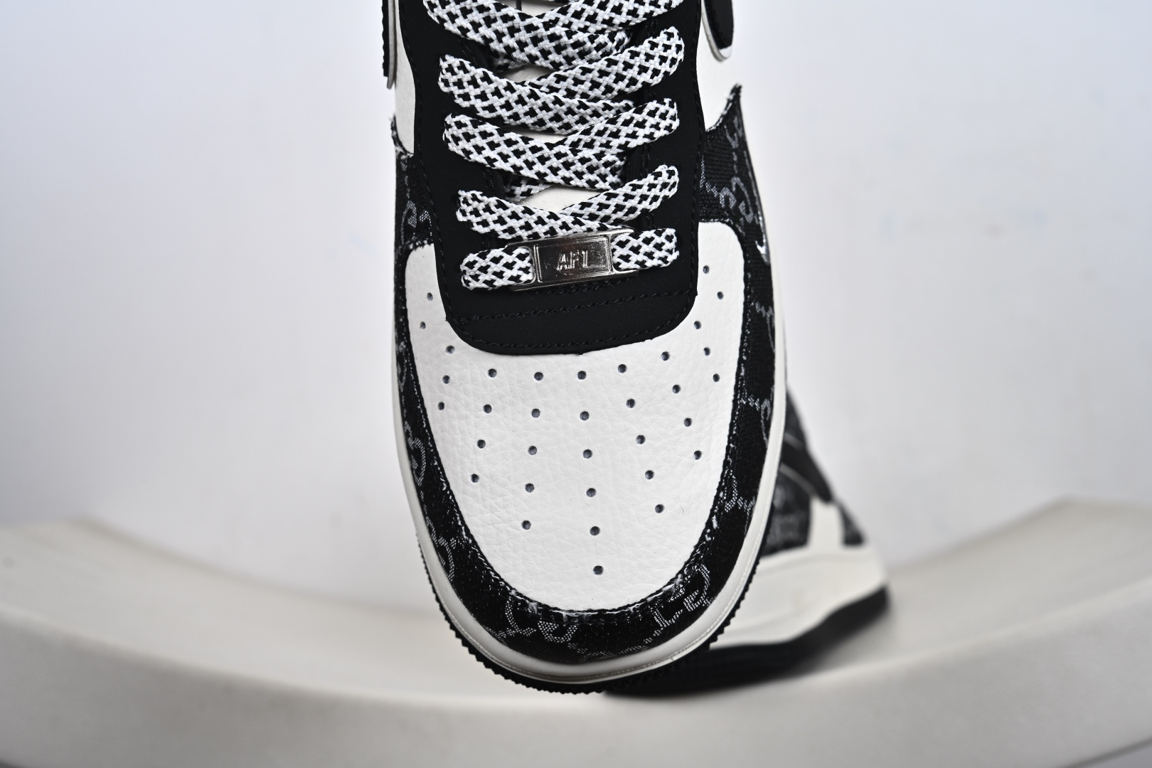 Nike Air Force1 07 low 古驰联名 MM3399-810 Nike Air Force1 07 low 古驰联名 MM3399-810