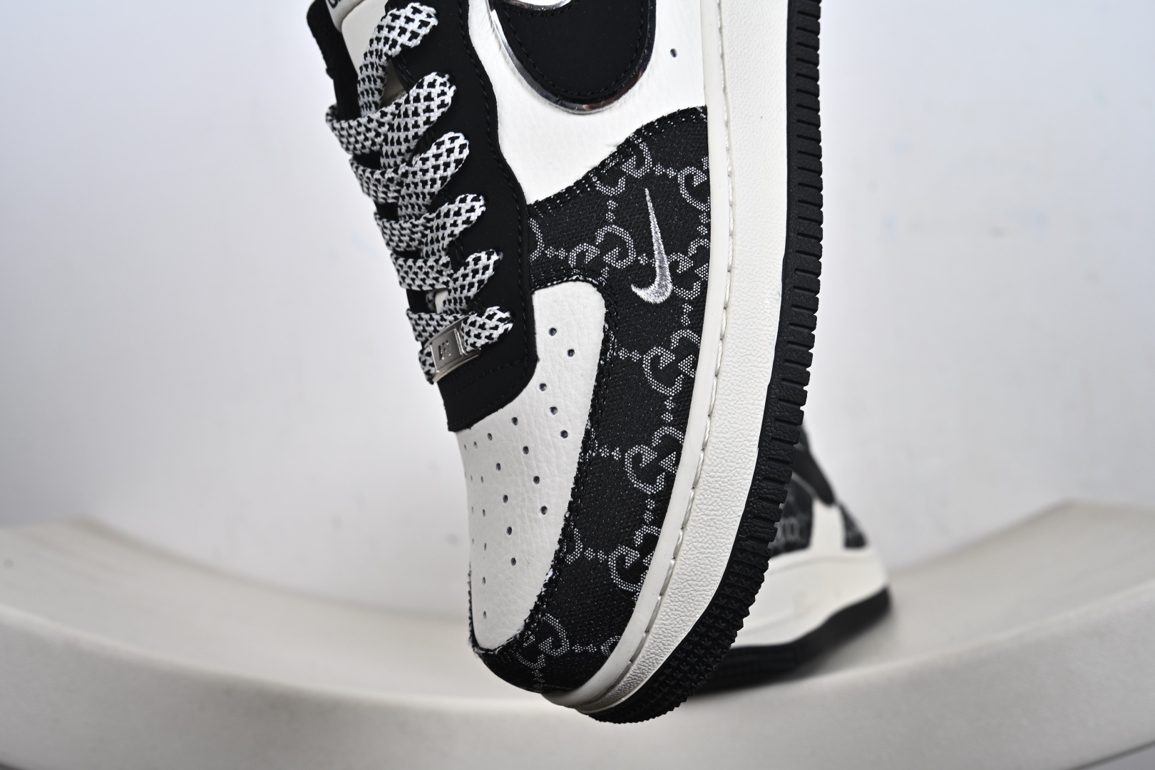 Nike Air Force1 07 low 古驰联名 MM3399-810 Nike Air Force1 07 low 古驰联名 MM3399-810