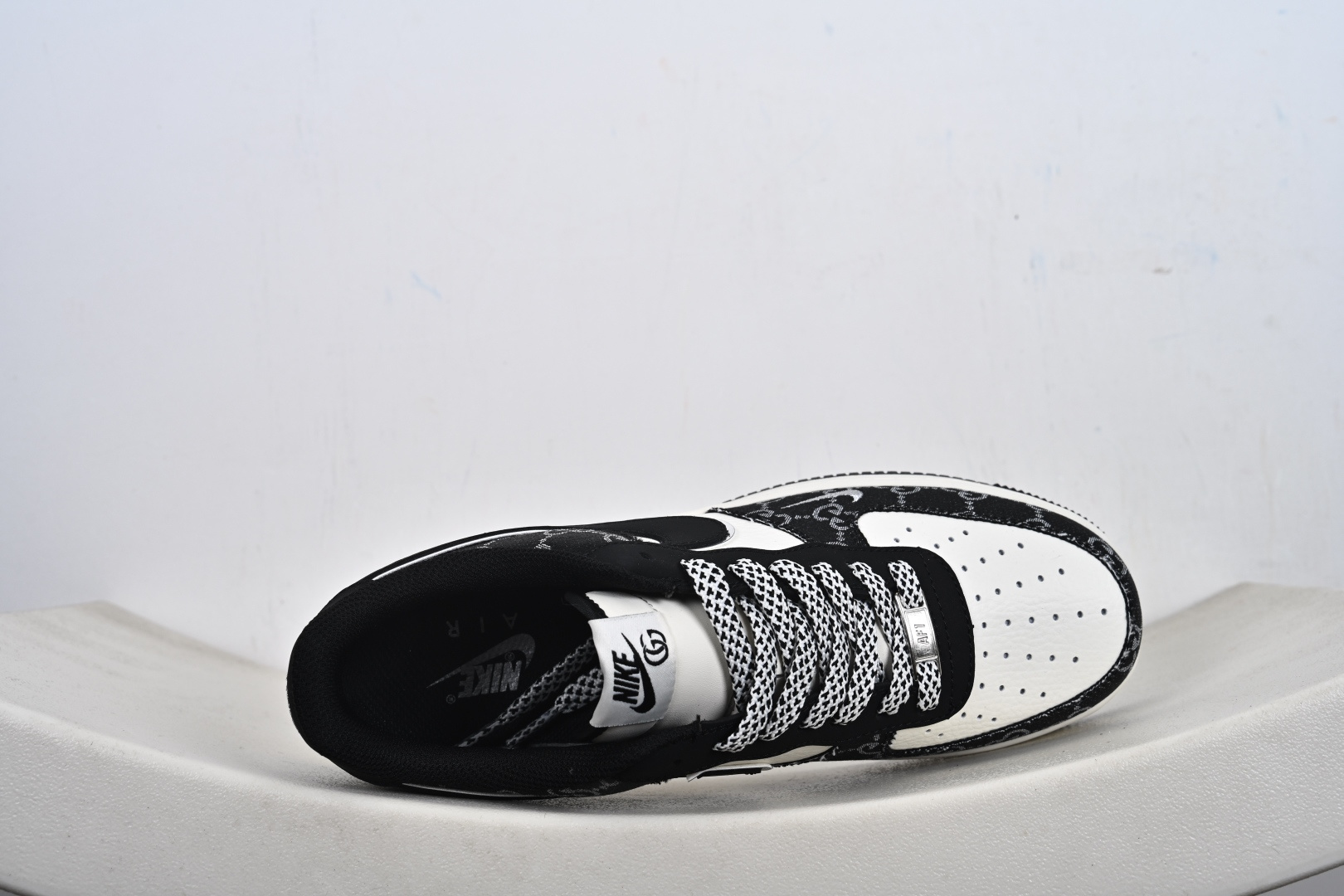 Nike Air Force1 07 low 古驰联名 MM3399-810 Nike Air Force1 07 low 古驰联名 MM3399-810