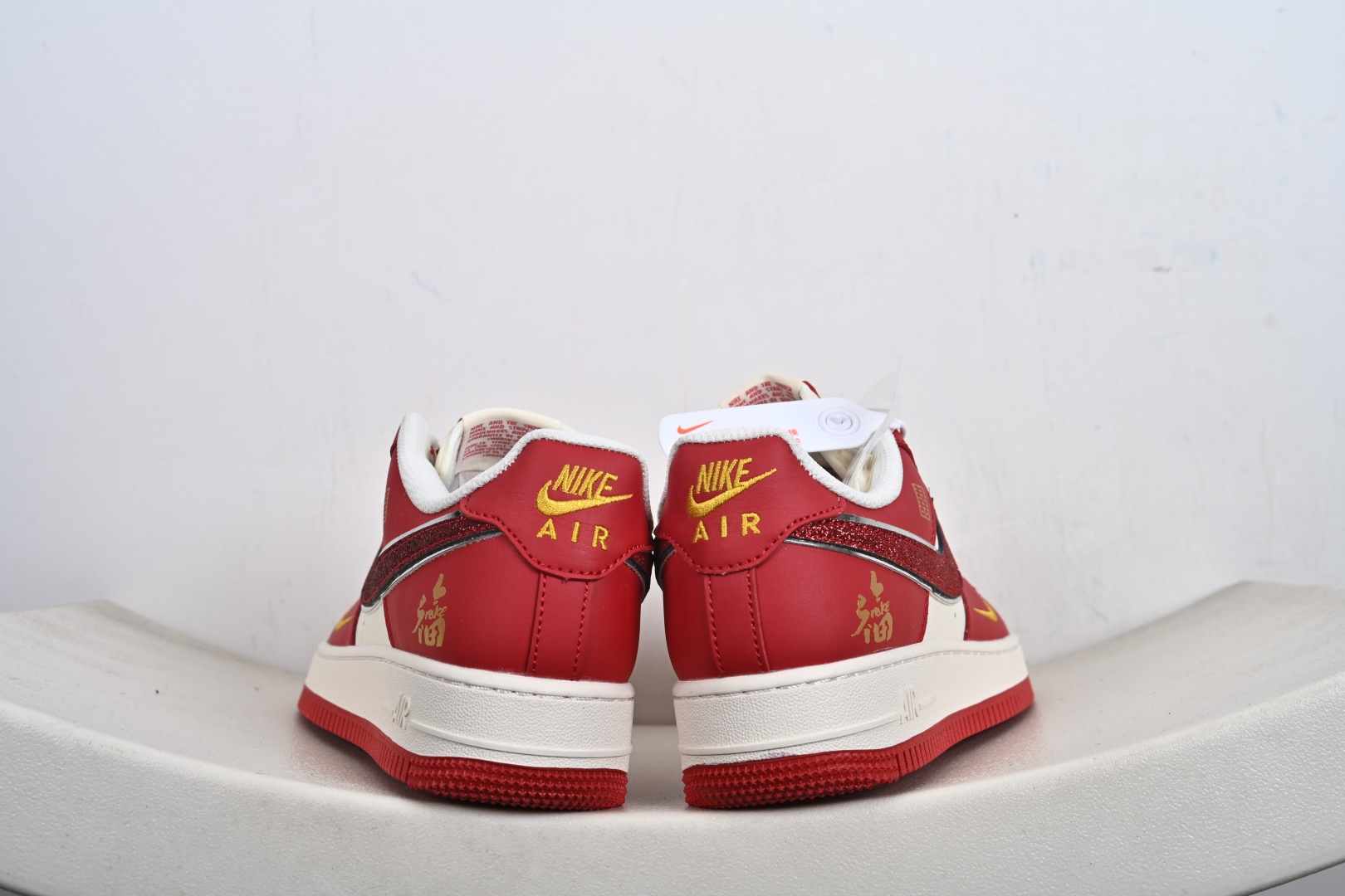 Nike Air Force1 07 low 马年限定 QY6878-602 Nike Air Force1 07 low 马年限定 QY6878-602