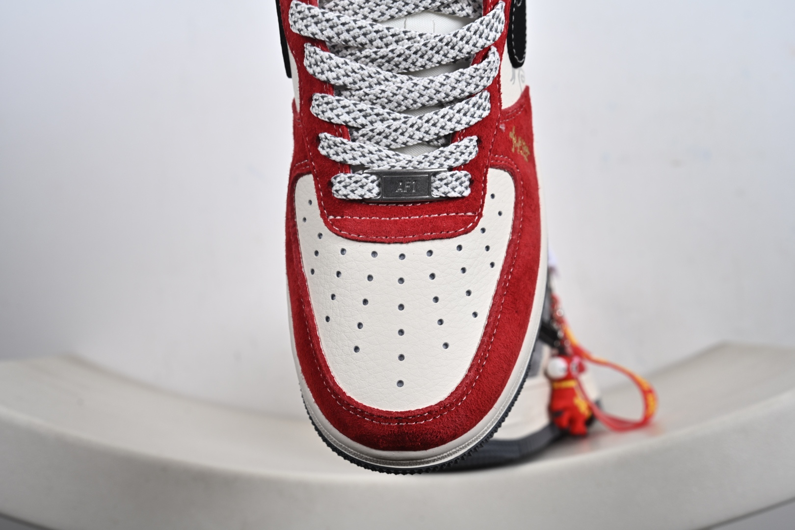 NIke Air Force 1 ‘07 Low 空军一号低帮 运动鞋 休闲鞋 FC1688-263 NIke Air Force 1 ‘07 Low 空军一号低帮 运动鞋 休闲鞋 FC1688-263