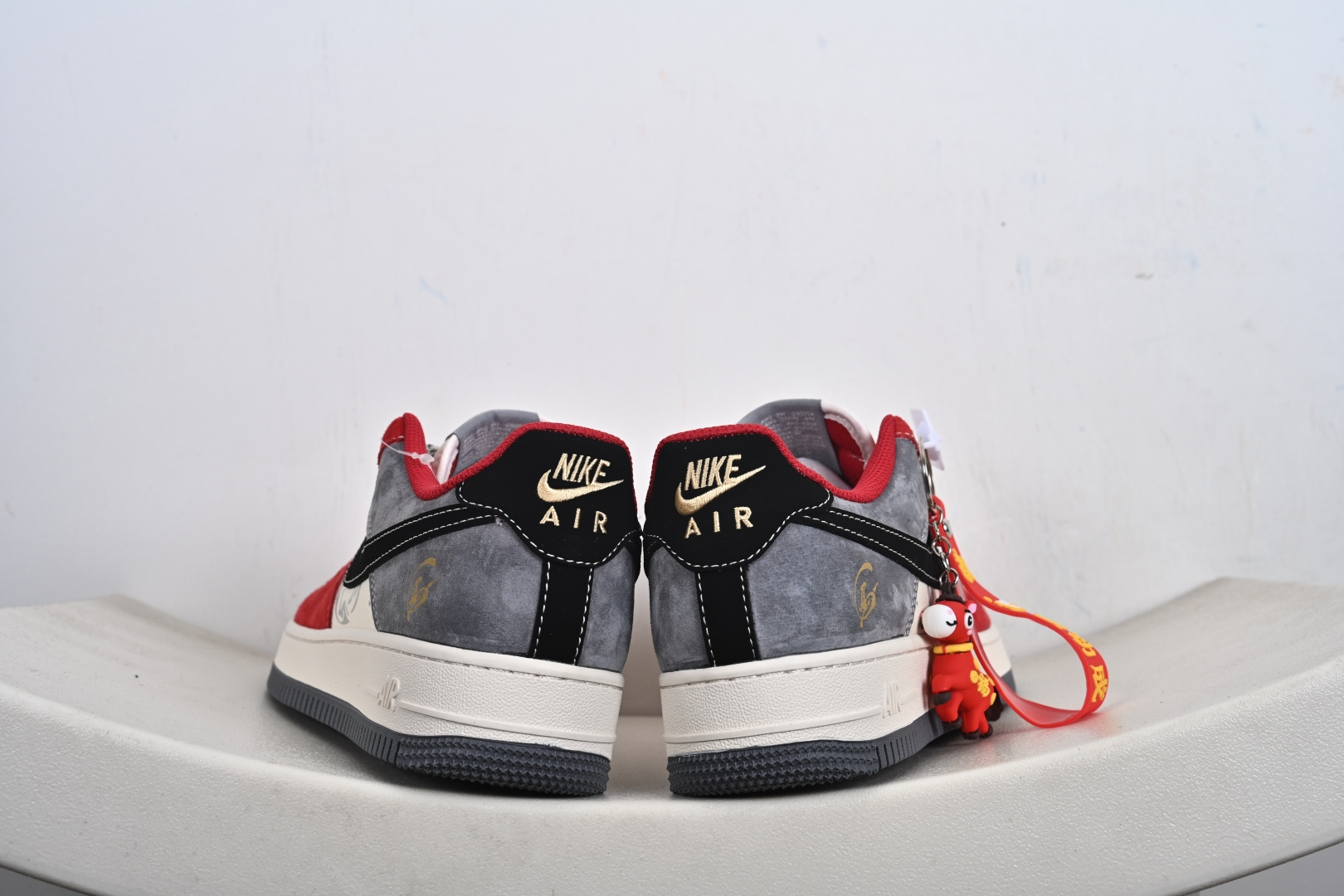 NIke Air Force 1 ‘07 Low 空军一号低帮 运动鞋 休闲鞋 FC1688-263 NIke Air Force 1 ‘07 Low 空军一号低帮 运动鞋 休闲鞋 FC1688-263