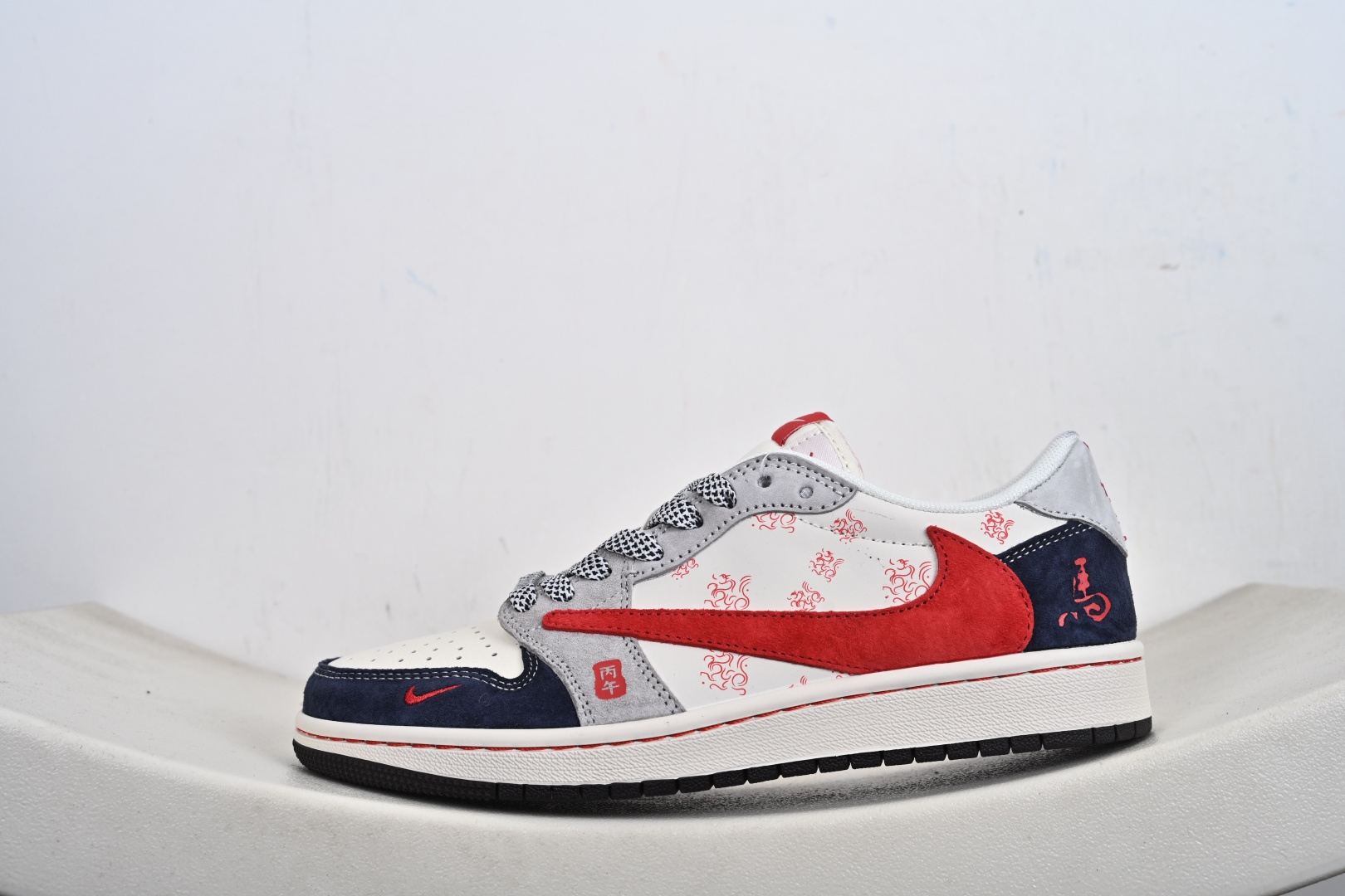 Nike Air Jordan 1 x Travis Scott AJ1倒勾 乔一倒钩 ‘DIY’定制 耐克 低帮文化篮球鞋 YX5066-415 Nike Air Jordan 1 x Travis Scott AJ1倒勾 乔一倒钩 ‘DIY’定制 耐克 低帮文化篮球鞋 YX5066-415