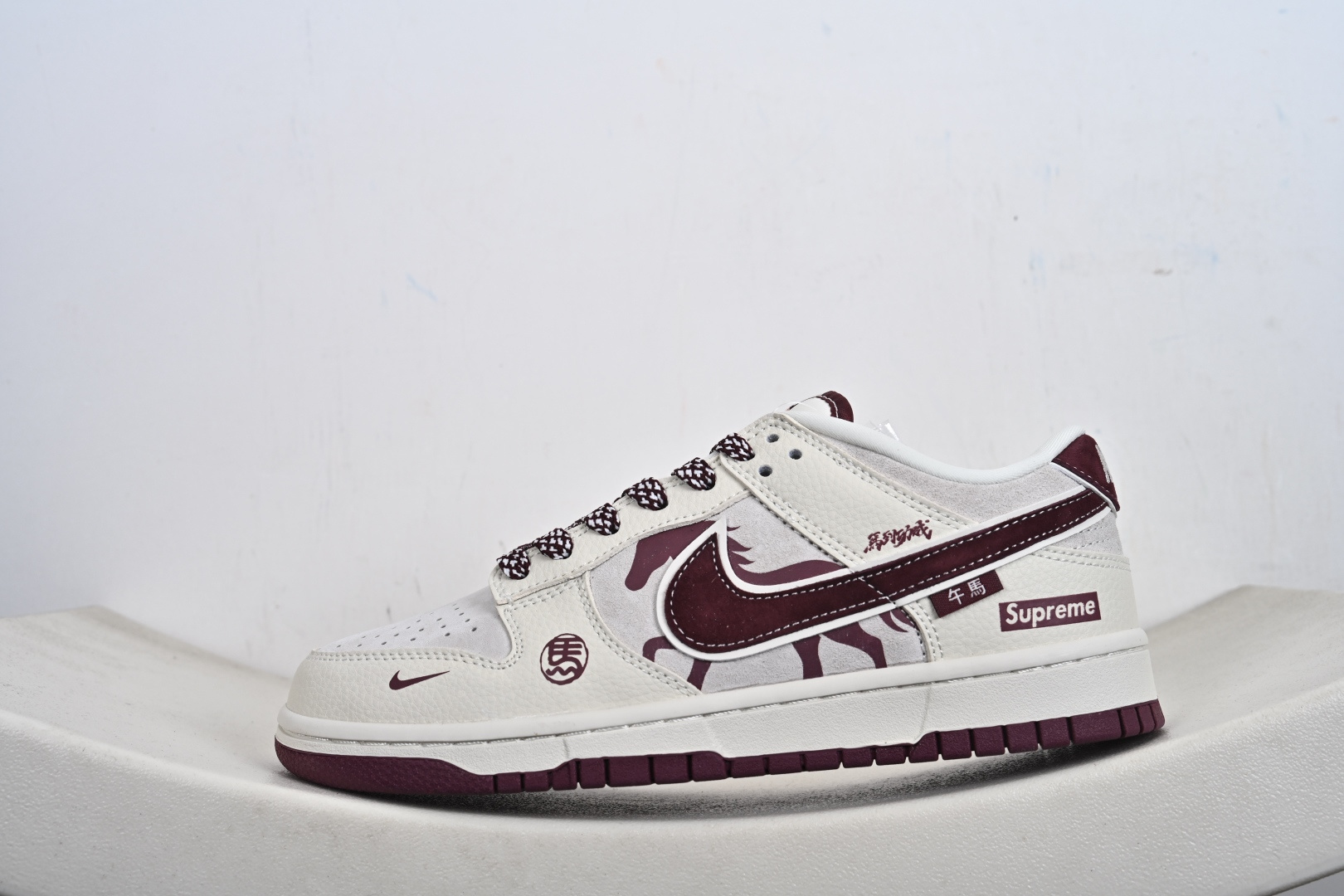 260 Nike Dunk Low Retro ‘DIY高端定制’耐克 低帮休闲运动板鞋 DN3168-011-Chinese UA Cheap High Quatity Brand Clothes Bags handbags Sneakers wholesale wholesaler seller from China Factory suppliers Fashion Clothing Shoes best Quality Beautiful Price 260 Nike Dunk Low Retro ‘DIY高端定制’耐克 低帮休闲运动板鞋 DN3168-011