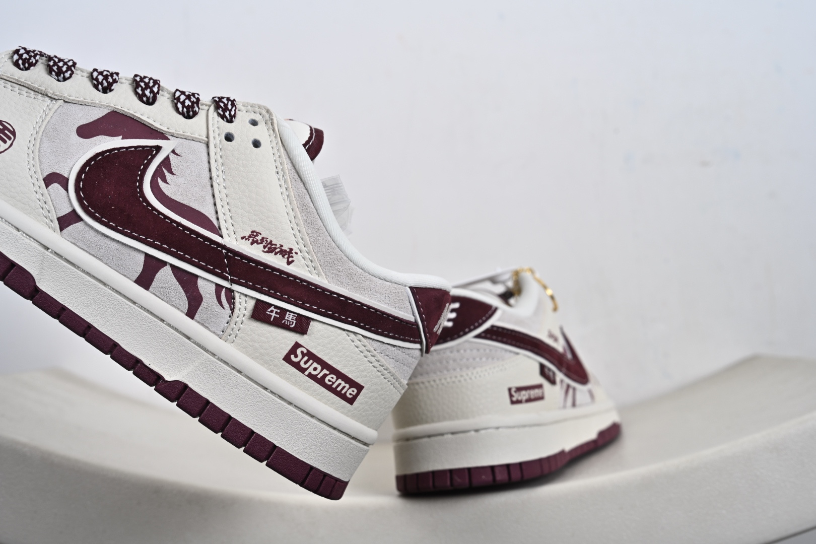 260 Nike Dunk Low Retro ‘DIY高端定制’耐克 低帮休闲运动板鞋 DN3168-011-Chinese UA Cheap High Quatity Brand Clothes Bags handbags Sneakers wholesale wholesaler seller from China Factory suppliers Fashion Clothing Shoes best Quality Beautiful Price 260 Nike Dunk Low Retro ‘DIY高端定制’耐克 低帮休闲运动板鞋 DN3168-011
