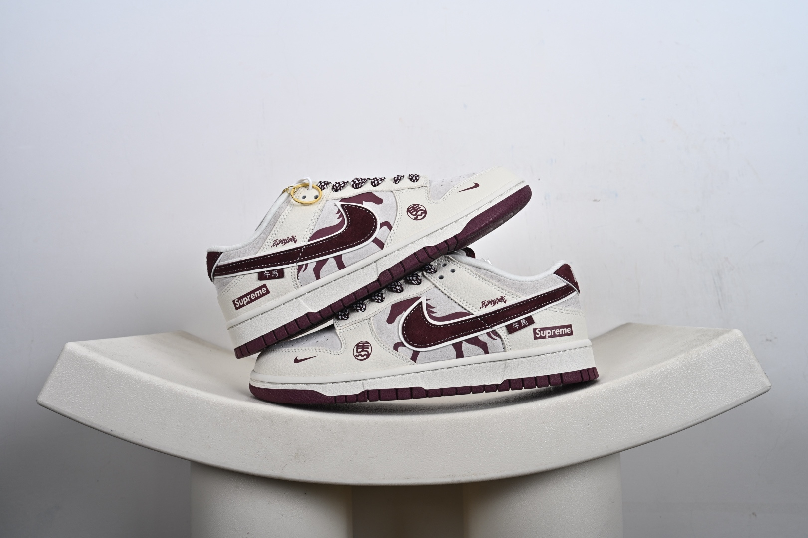 260 Nike Dunk Low Retro ‘DIY高端定制’耐克 低帮休闲运动板鞋 DN3168-011-Chinese UA Cheap High Quatity Brand Clothes Bags handbags Sneakers wholesale wholesaler seller from China Factory suppliers Fashion Clothing Shoes best Quality Beautiful Price 260 Nike Dunk Low Retro ‘DIY高端定制’耐克 低帮休闲运动板鞋 DN3168-011