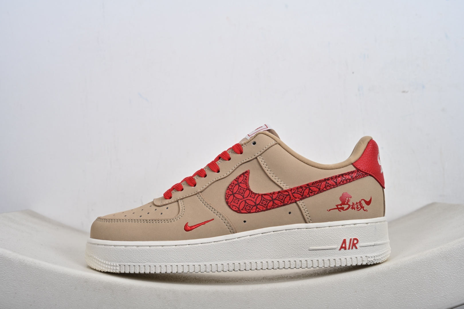 240 Nike AIR FORCE 1 纯原大厂出品 极力推荐 定制鞋盒 DF0188-130