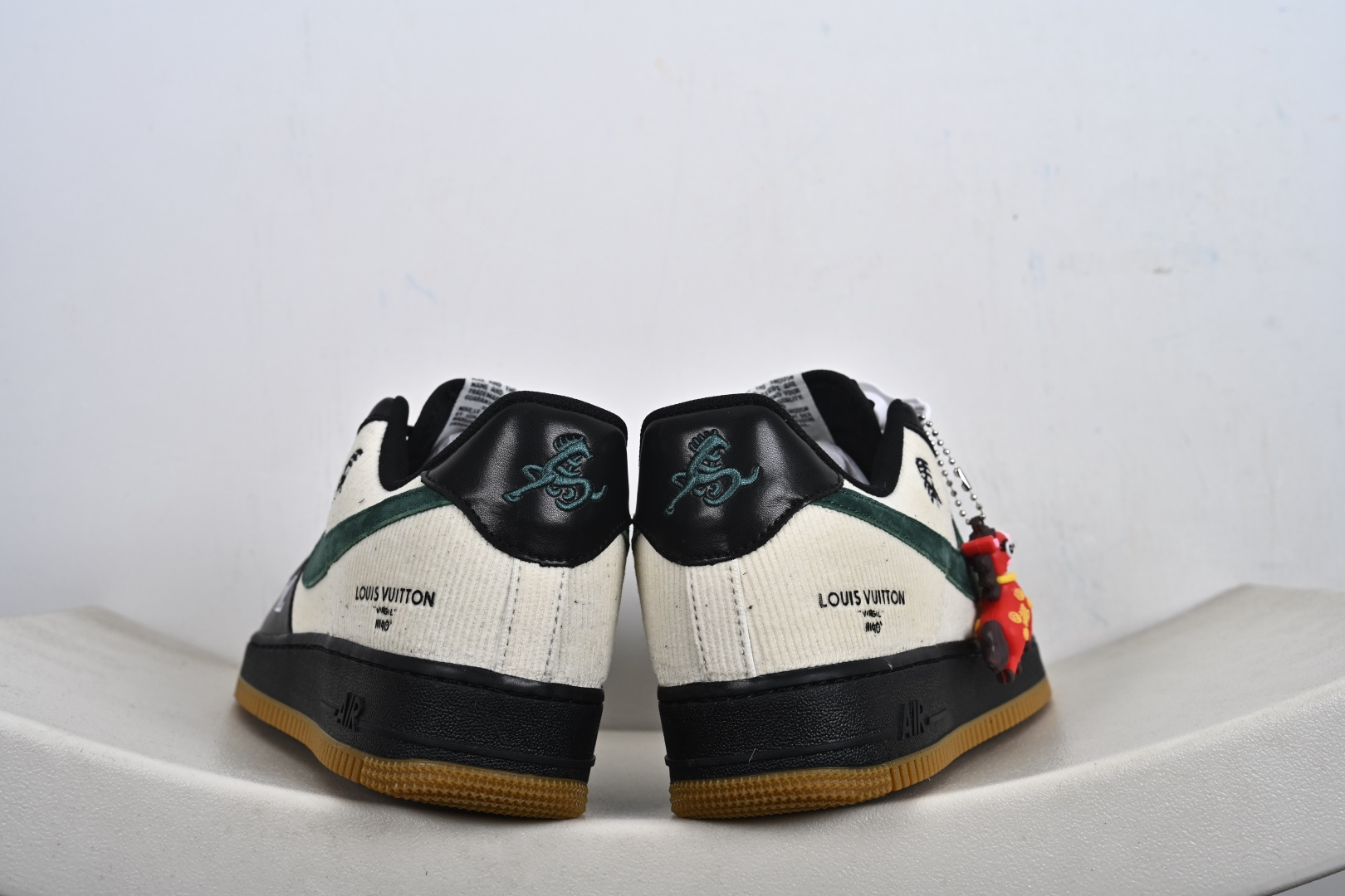 240 NIke Air Force 1 '07 Low “马年限定--黑松奶霜” 空军一号低帮 运动鞋 XY9025-005-Chinese UA Cheap High Quatity Brand Clothes Bags handbags Sneakers wholesale wholesaler seller from China Factory suppliers Fashion Clothing Shoes best Quality Beautiful Price 240 NIke Air Force 1 '07 Low “马年限定--黑松奶霜” 空军一号低帮 运动鞋 XY9025-005