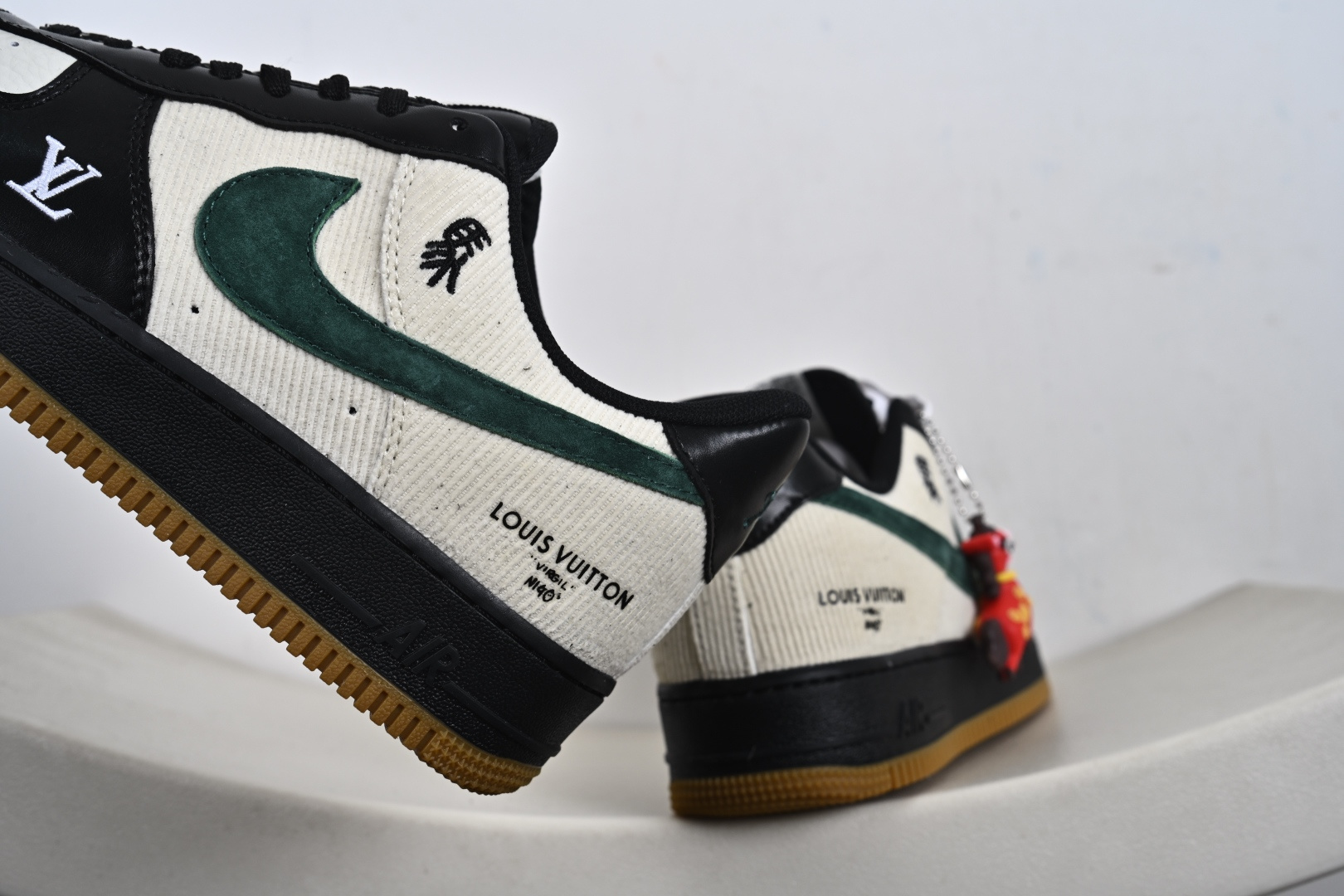 240 NIke Air Force 1 '07 Low “马年限定--黑松奶霜” 空军一号低帮 运动鞋 XY9025-005-Chinese UA Cheap High Quatity Brand Clothes Bags handbags Sneakers wholesale wholesaler seller from China Factory suppliers Fashion Clothing Shoes best Quality Beautiful Price 240 NIke Air Force 1 '07 Low “马年限定--黑松奶霜” 空军一号低帮 运动鞋 XY9025-005