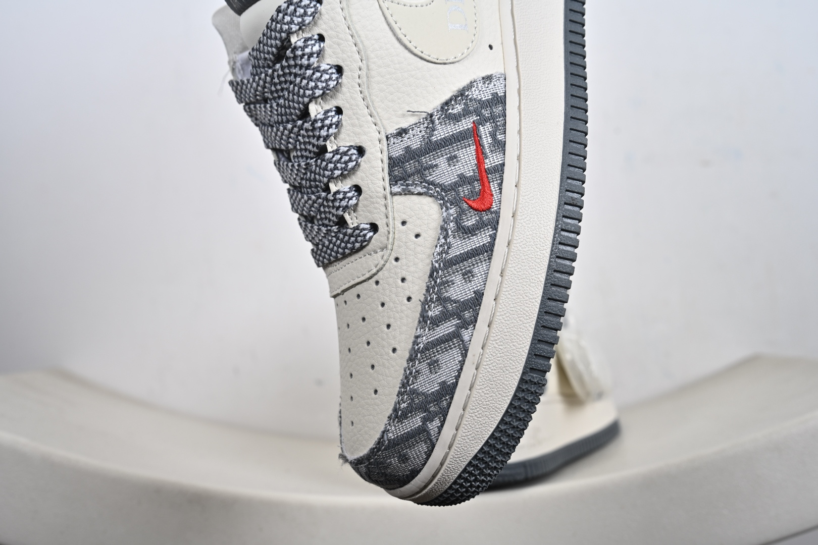 Nike Air Force1 07 low 迪奥联名 定制空军 DN1688-812-Chinese wholesaler seller Clothes Bags handbags wholesale Shoes High Quatity wholesaler seller Cheap Sneakers from China Factory Chinese suppliers china wholesale clothing wholesaler seller Nike Air Force1 07 low 迪奥联名 定制空军 DN1688-812