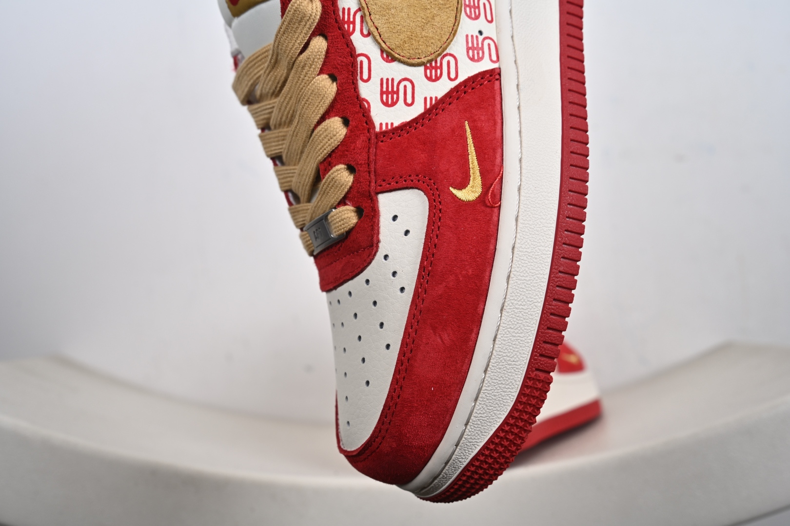 240 定制版 Nike Air Force 1 '07 Low “马年限定-红金” XD0028-014-Chinese UA Cheap High Quatity Brand Clothes Bags handbags Sneakers wholesale wholesaler seller from China Factory suppliers Fashion Clothing Shoes best Quality Beautiful Price 240 定制版 Nike Air Force 1 '07 Low “马年限定-红金” XD0028-014
