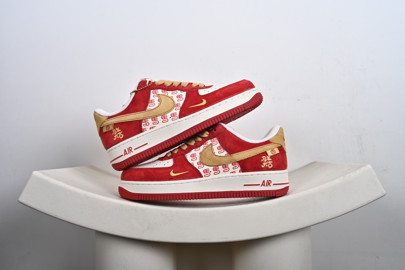 240 定制版 Nike Air Force 1 '07 Low “马年限定-红金” XD0028-014-Chinese UA Cheap High Quatity Brand Clothes Bags handbags Sneakers wholesale wholesaler seller from China Factory suppliers Fashion Clothing Shoes best Quality Beautiful Price 240 定制版 Nike Air Force 1 '07 Low “马年限定-红金” XD0028-014