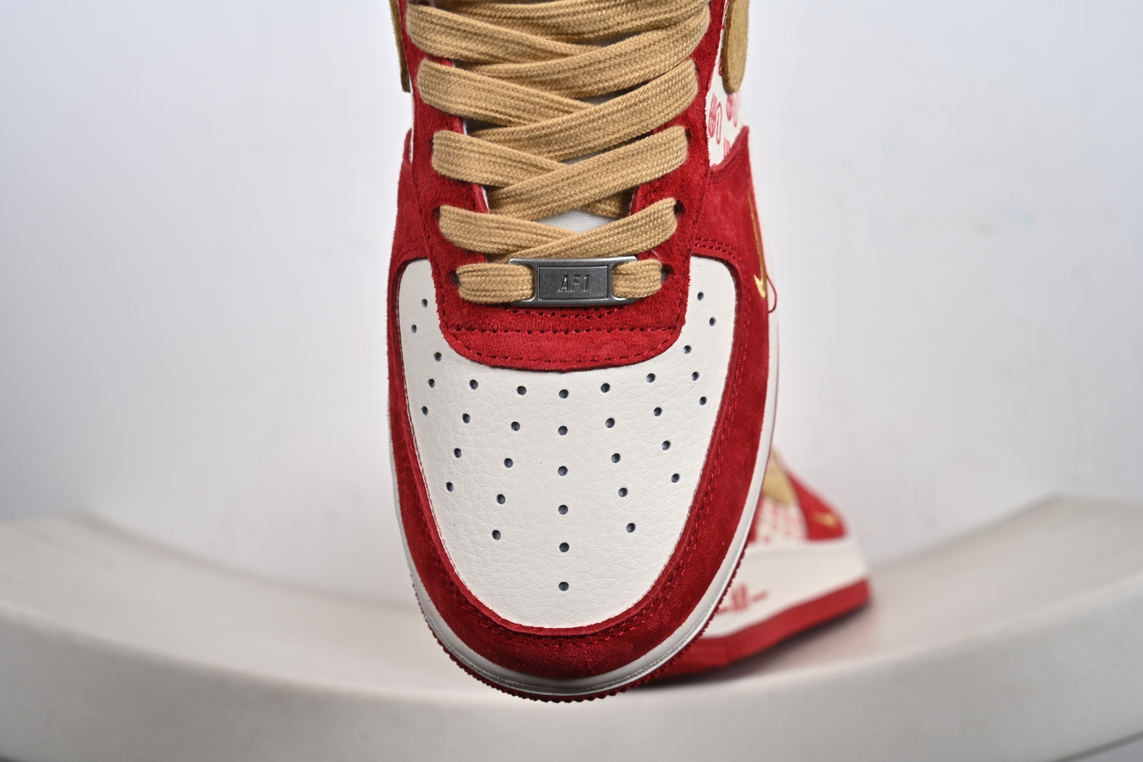 240 定制版 Nike Air Force 1 '07 Low “马年限定-红金” XD0028-014-Chinese UA Cheap High Quatity Brand Clothes Bags handbags Sneakers wholesale wholesaler seller from China Factory suppliers Fashion Clothing Shoes best Quality Beautiful Price 240 定制版 Nike Air Force 1 '07 Low “马年限定-红金” XD0028-014